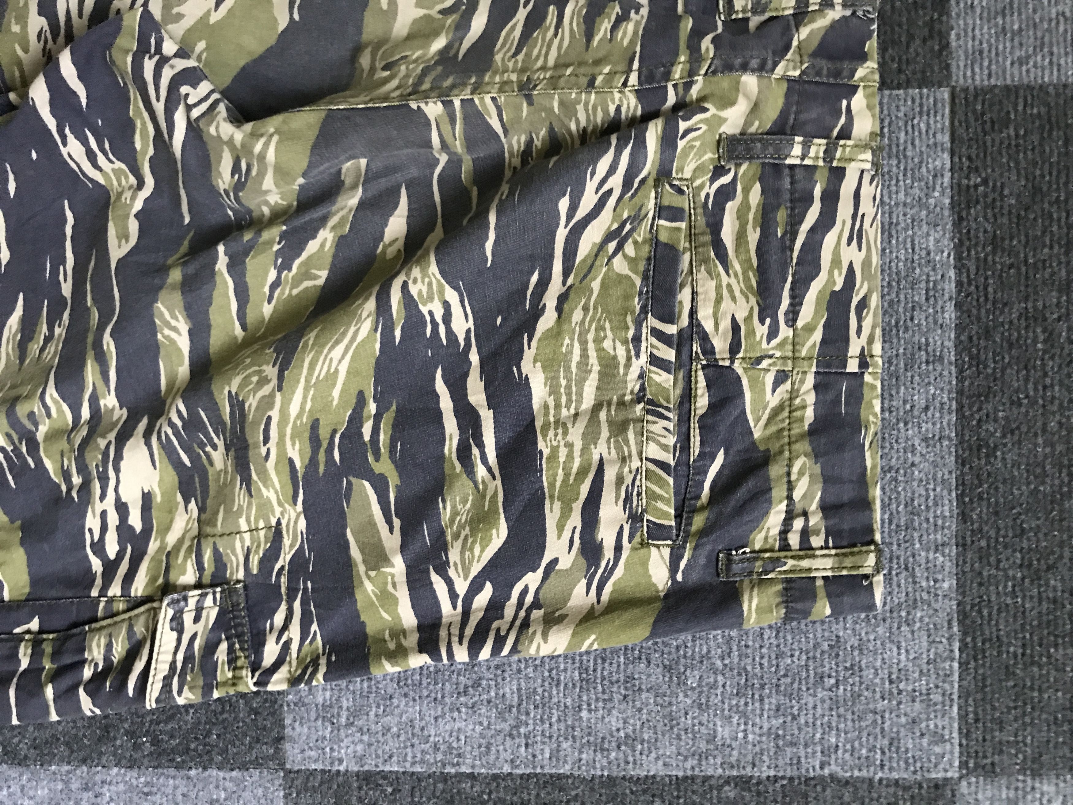 Japanese Brand CP125 LOWBOX Japan Tiger Stripe Cargo Pant Size US 35 - 13 Thumbnail