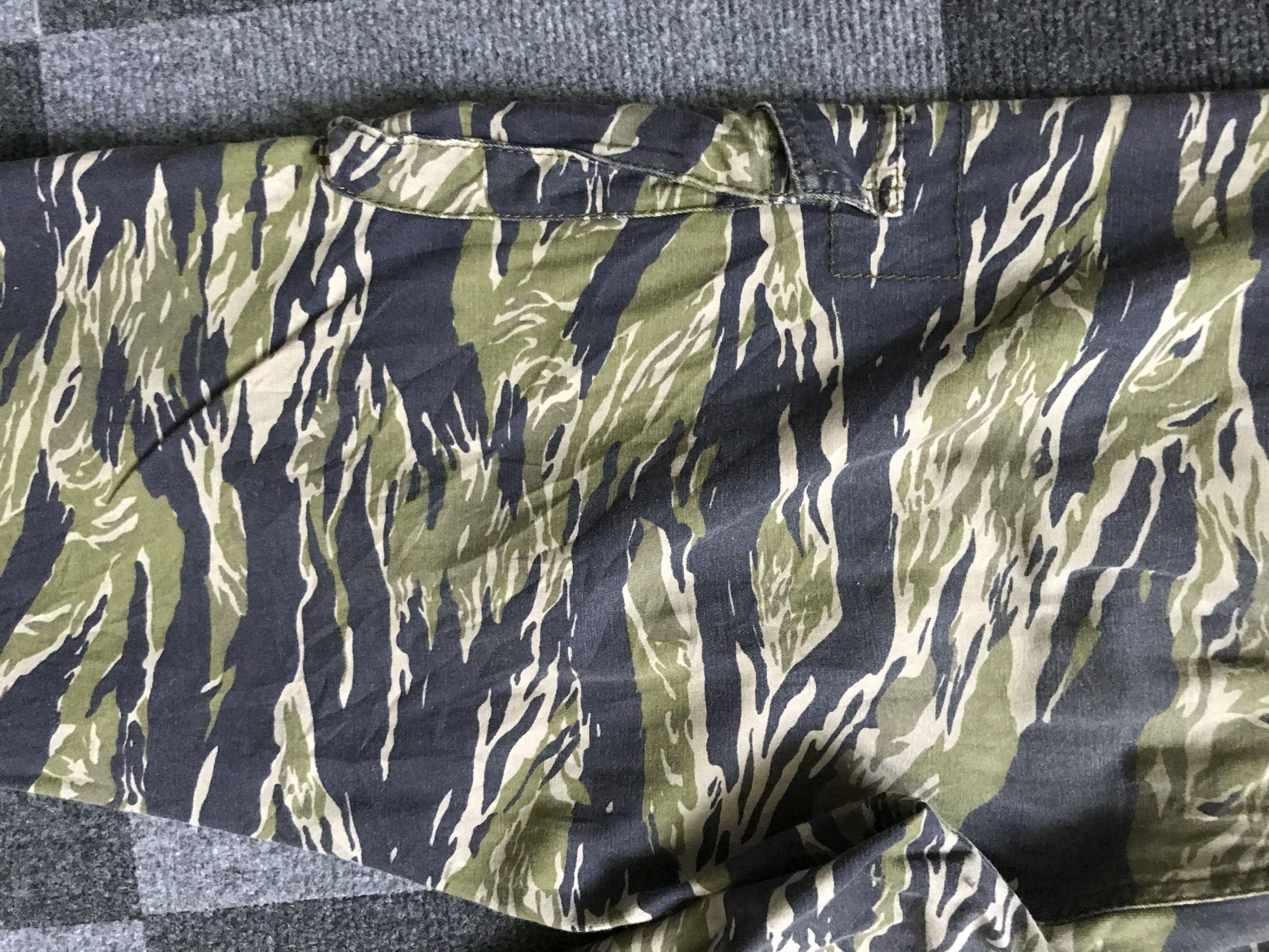 Japanese Brand CP125 LOWBOX Japan Tiger Stripe Cargo Pant Size US 35 - 12 Thumbnail