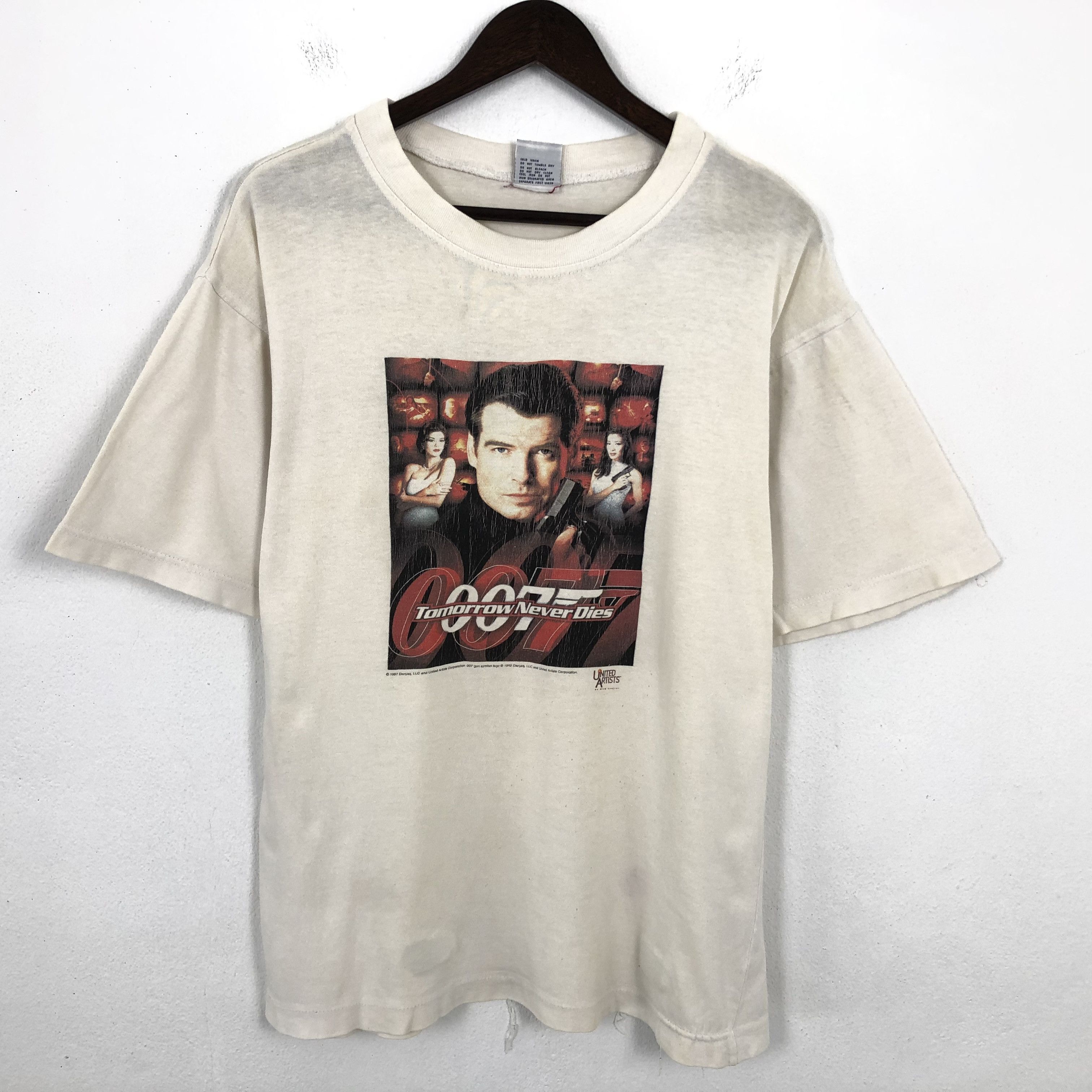 Vintage 007 American Movie Design Tshirt