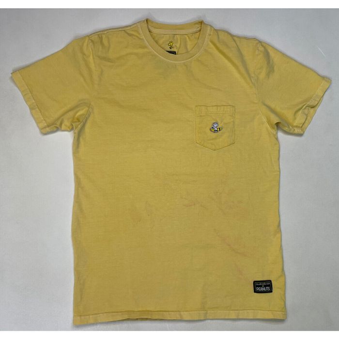 Quiksilver Quicksilver x Peanuts Pocket Tshirt Men Large Yellow Short