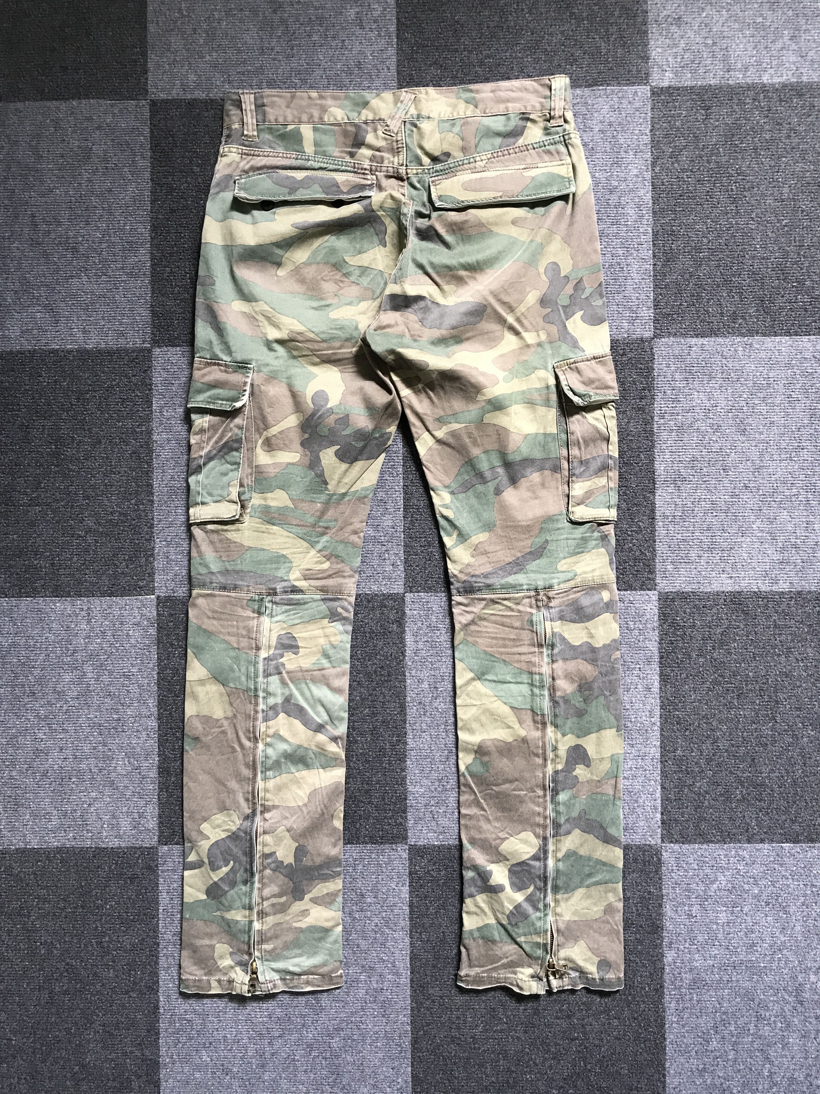 Japanese Brand CP129 NO ID Japan Camo Multipockets Tactical Cargo Pant Size US 32 / EU 48 - 12 Thumbnail
