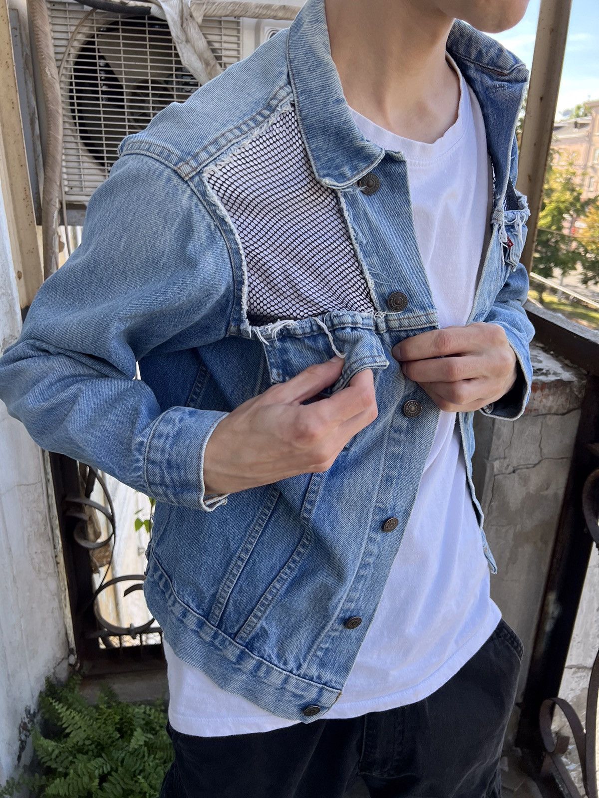 Levi's × Levi's Vintage Clothing Levis Vintage Blue Denim Jean Trucker Jacket 90s Size US M / EU 48-50 / 2 - 15 Thumbnail