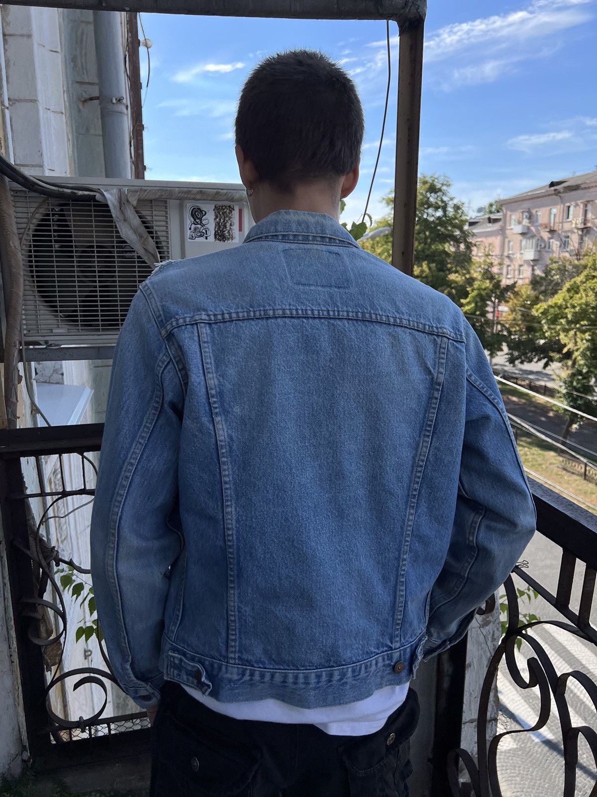 Levi's × Levi's Vintage Clothing Levis Vintage Blue Denim Jean Trucker Jacket 90s Size US M / EU 48-50 / 2 - 5 Thumbnail