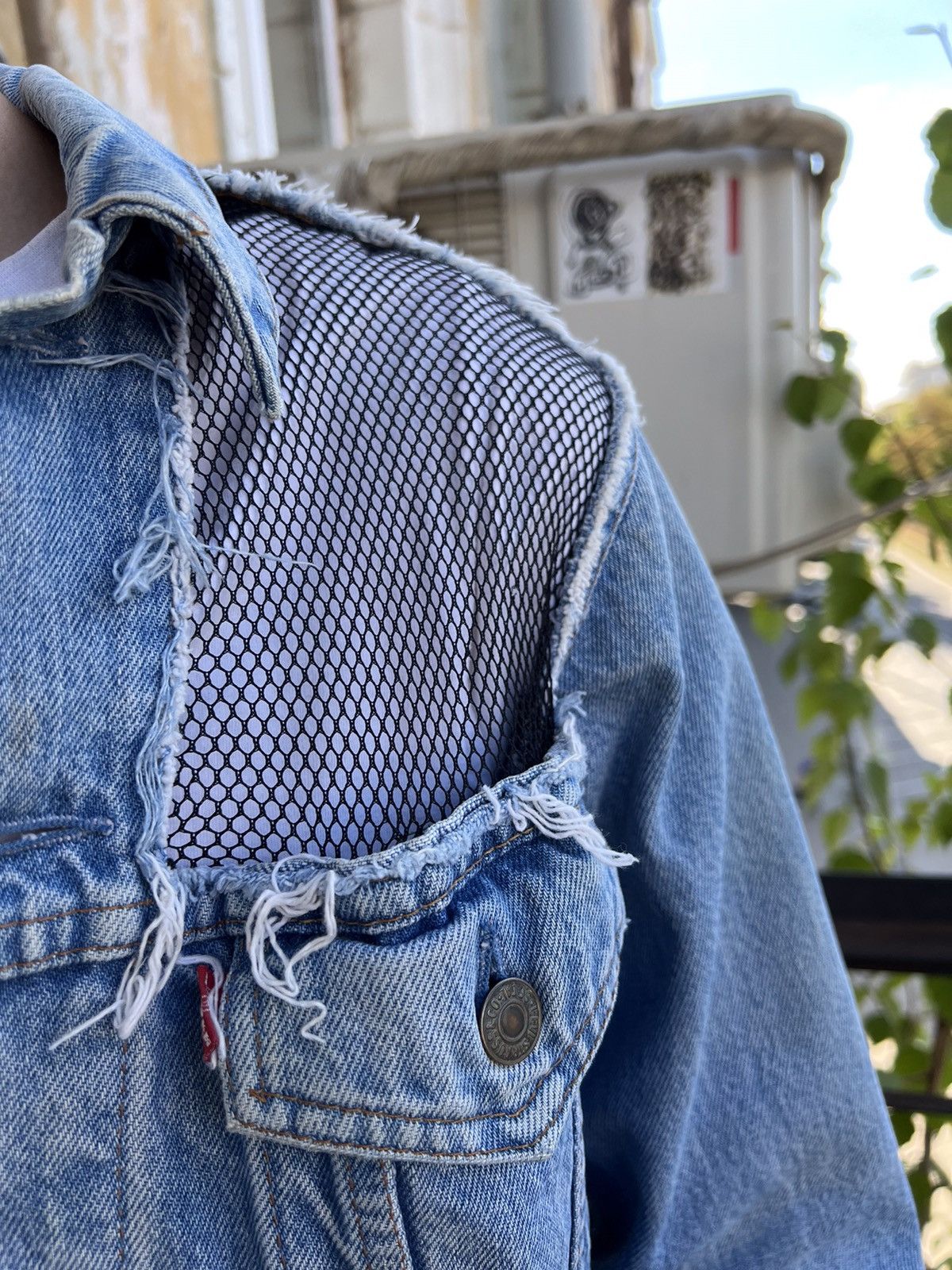 Levi's × Levi's Vintage Clothing Levis Vintage Blue Denim Jean Trucker Jacket 90s Size US M / EU 48-50 / 2 - 7 Thumbnail