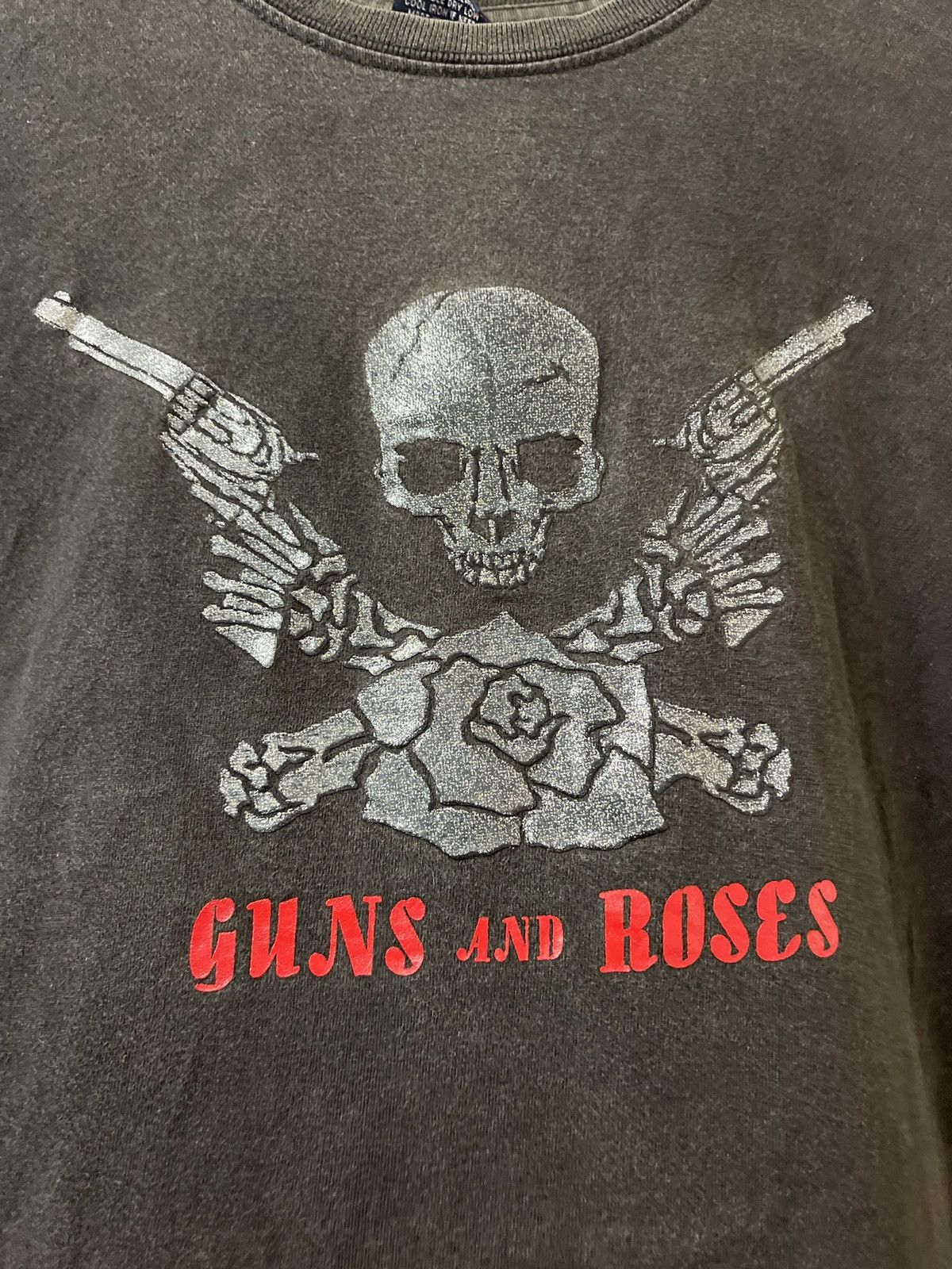 Guns N' Roses VINTAGE BAND TEES GUNS AND ROSES TEE VERY RARE Size US M / EU 48-50 / 2 - 2 Thumbnail
