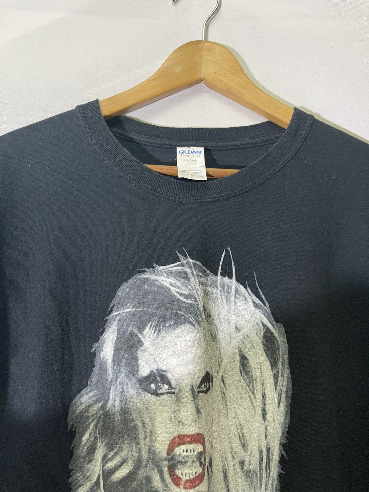 Band Tees VTG LADY GAGA T-SHIRT Size US XL / EU 56 / 4 - 6 Thumbnail