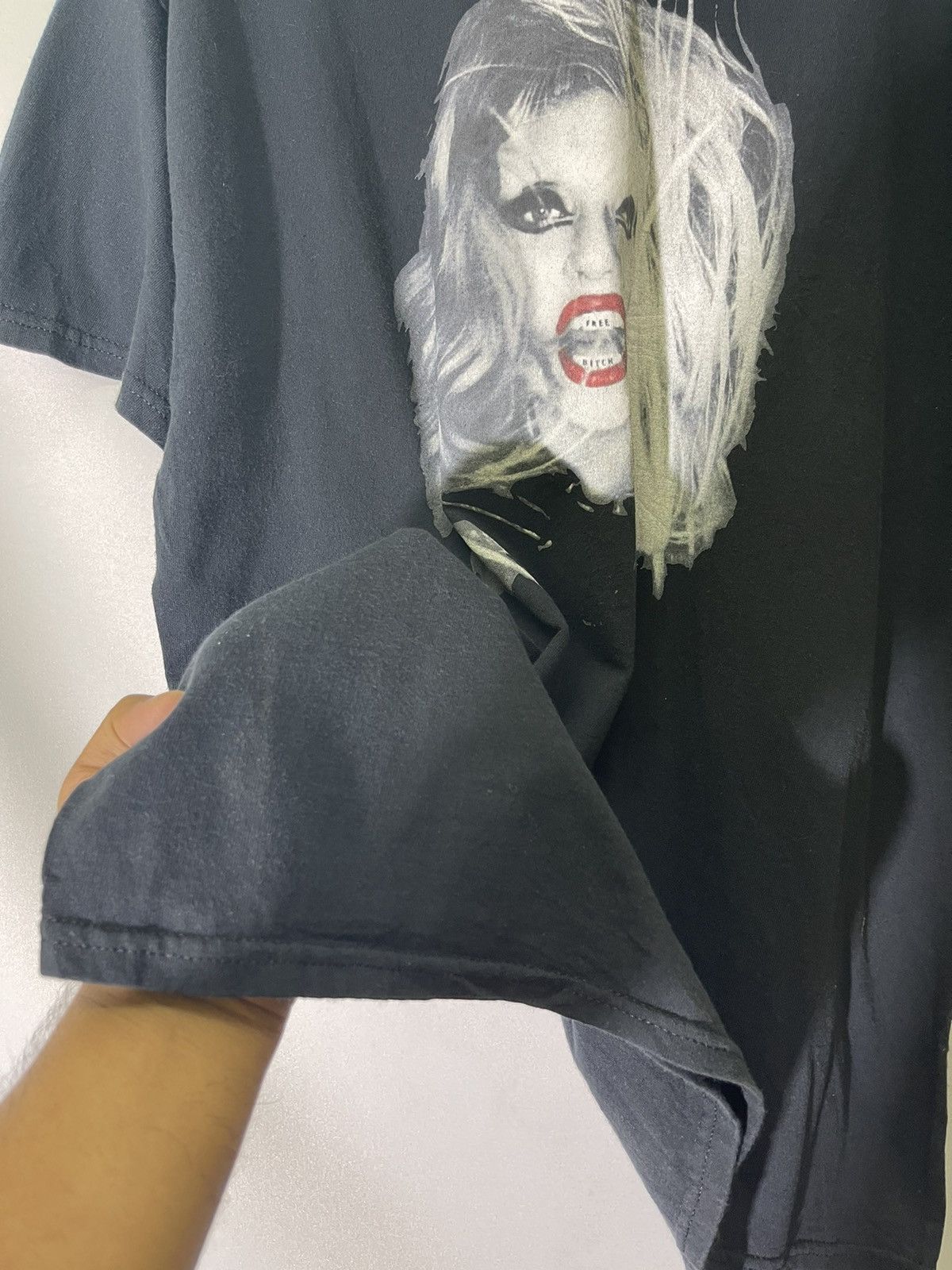 Band Tees VTG LADY GAGA T-SHIRT Size US XL / EU 56 / 4 - 7 Thumbnail