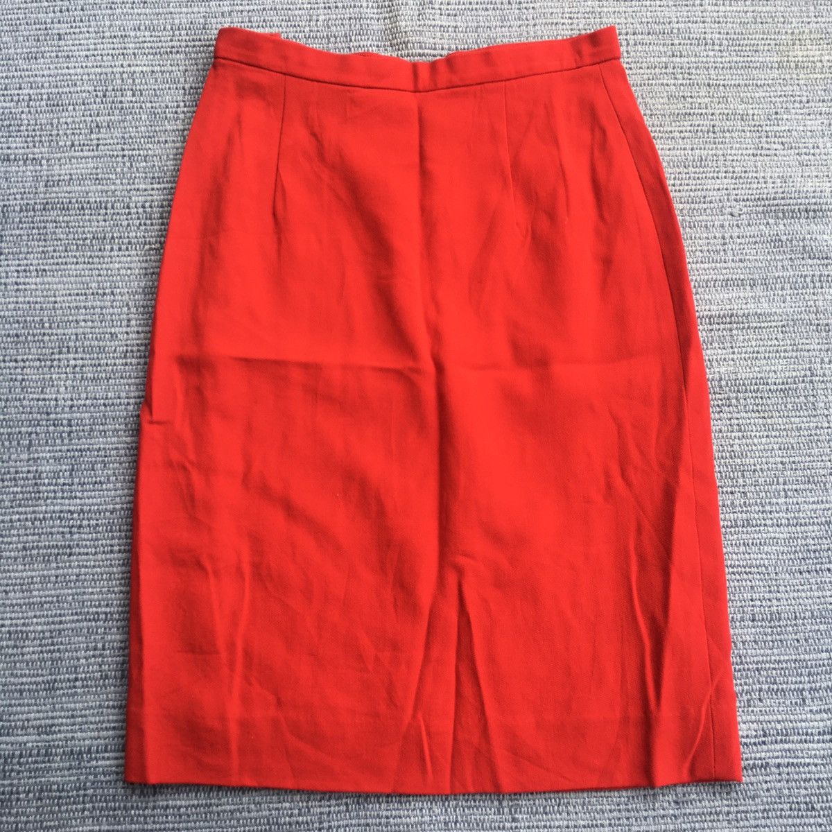 Giorgio Armani pure wool red skirt Size 26" / US 2 / IT 38 - 4 Thumbnail
