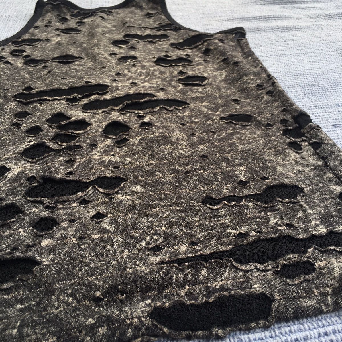 Japanese Brand slow hand jam tank Size US M / EU 48-50 / 2 - 4 Thumbnail