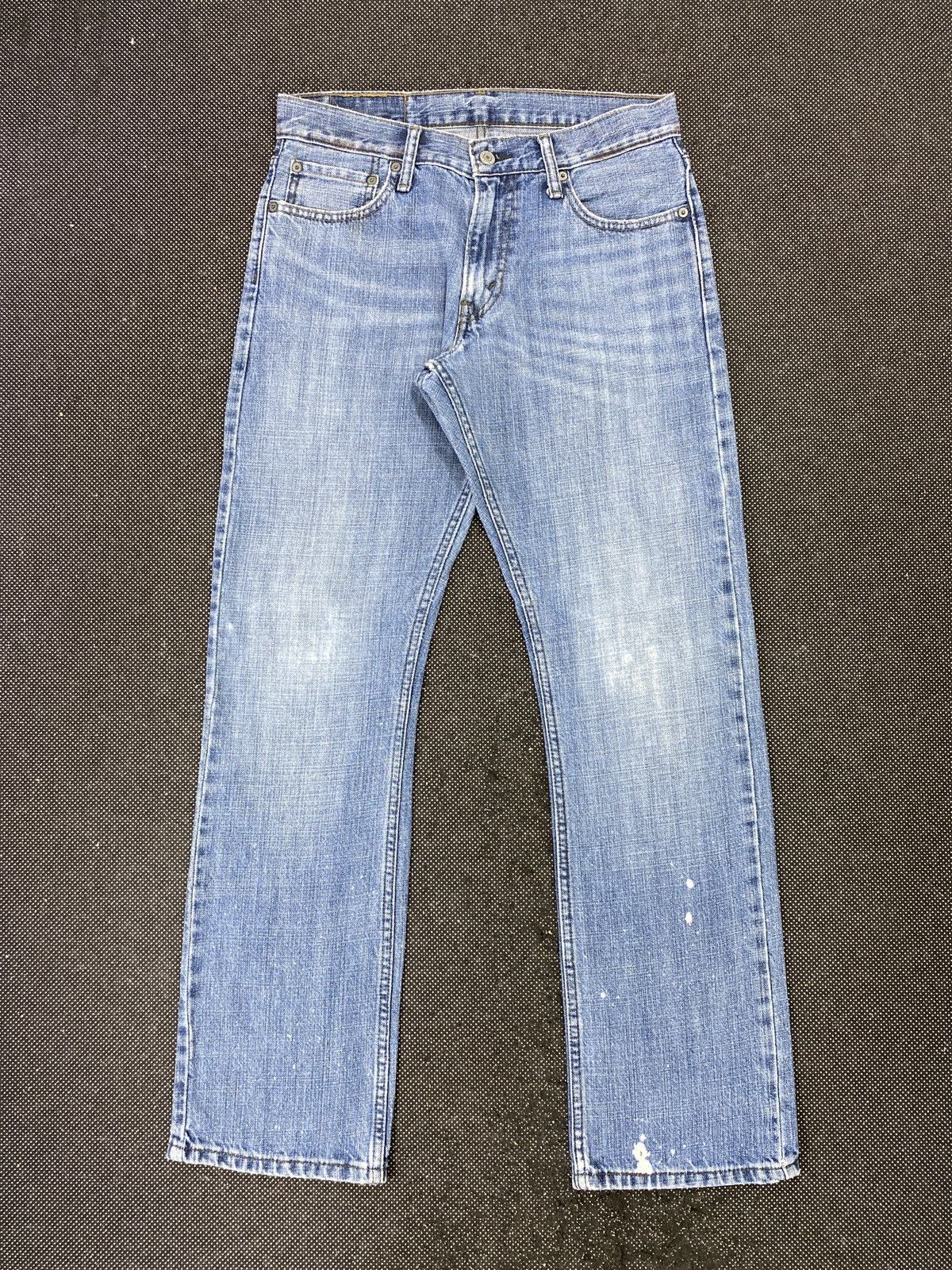 image of Vintage Levis 514 Blue Wash Jeans-J393, Men's (Size 31)