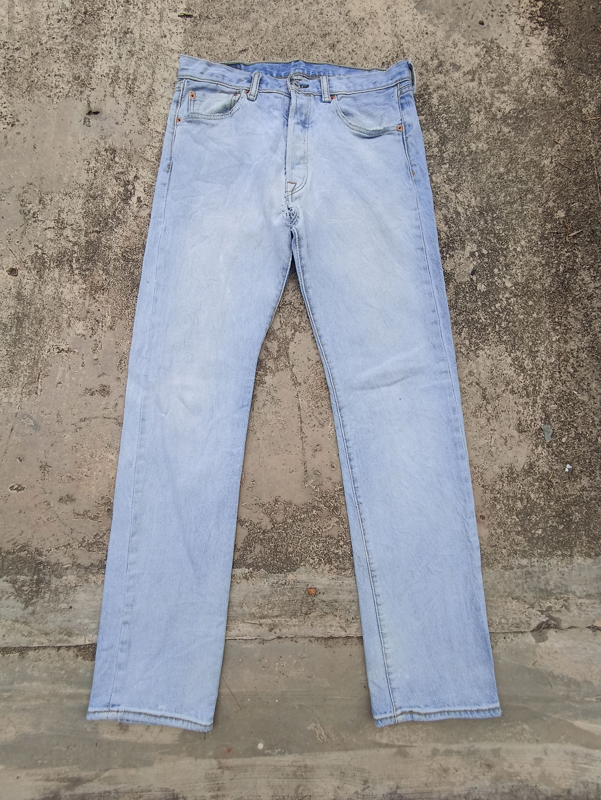 Vintage Levis 501 Light Wash Jeans 33 X 34 - J201