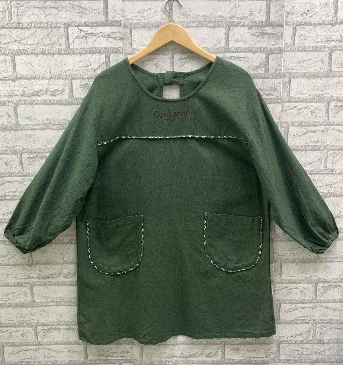 Guy Laroche Vintage Guy Laroche Knitwear Vest Relaxing Sweater Pullover Size US L / EU 52-54 / 3 - 1 Thumbnail