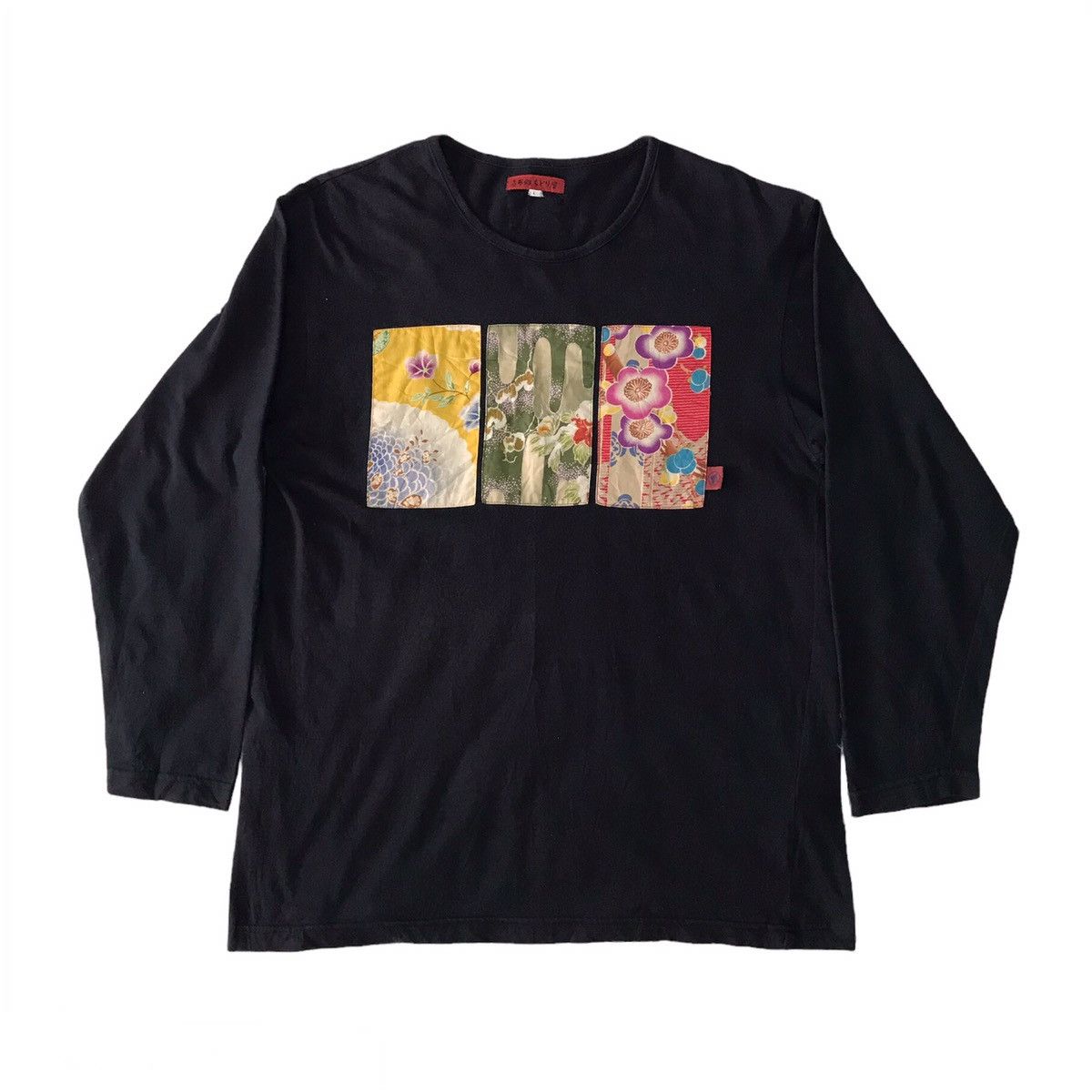 Japanese Brand 💥Steals💥Traditional Patches Style Tee Size US L / EU 52-54 / 3 - 1 Thumbnail