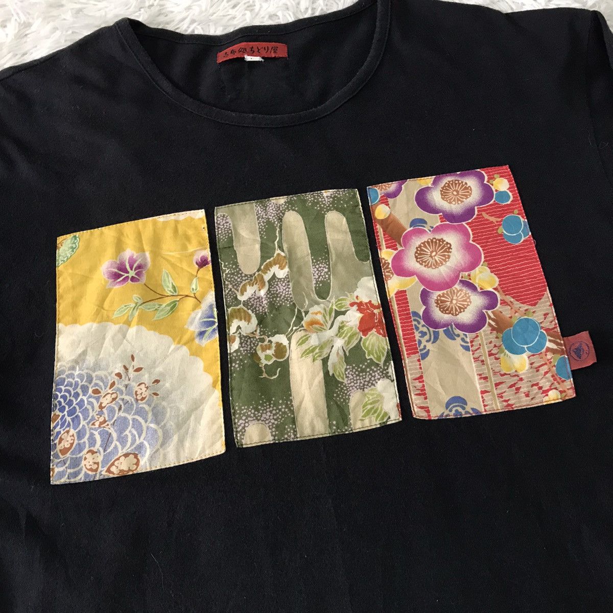 Japanese Brand 💥Steals💥Traditional Patches Style Tee Size US L / EU 52-54 / 3 - 8 Thumbnail