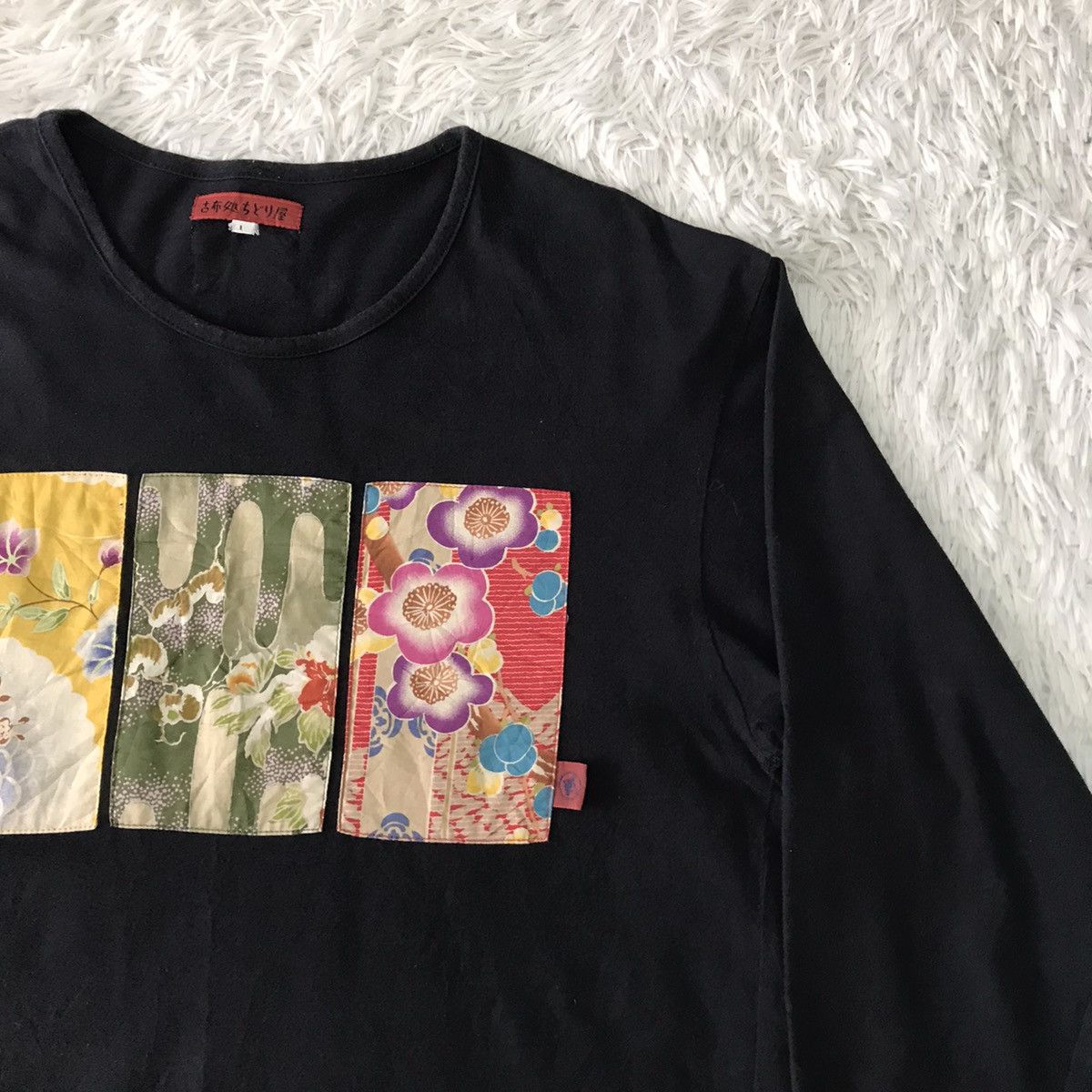 Japanese Brand 💥Steals💥Traditional Patches Style Tee Size US L / EU 52-54 / 3 - 5 Thumbnail