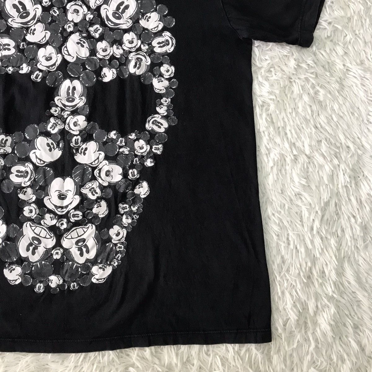 Mickey Mouse 💥Steals💥Nice Mickey Printed Skull Art Tee Size US M / EU 48-50 / 2 - 4 Thumbnail