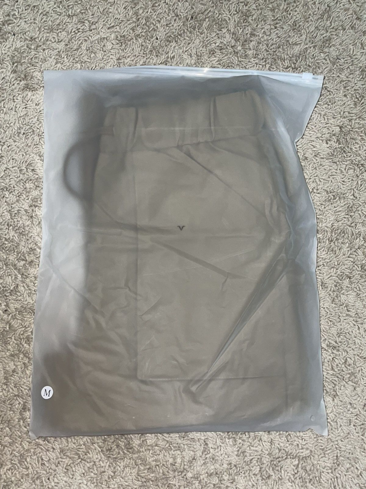 jacov WhoisJacov Mud Six Pocket Cargos Medium Size US 32 / EU 48 - 2 Thumbnail