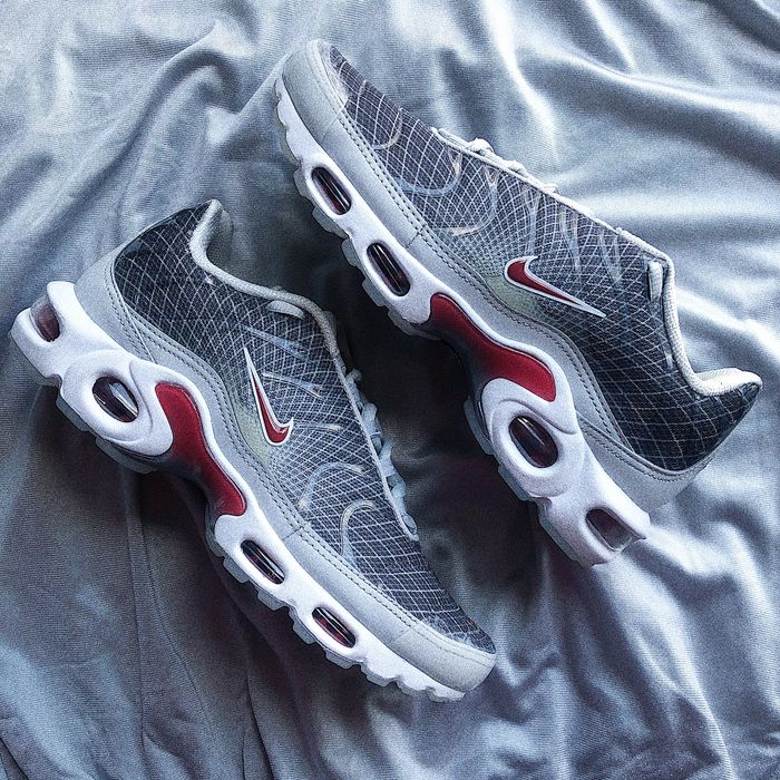Nike Nike Air Max plus TN Wave grid | Grailed