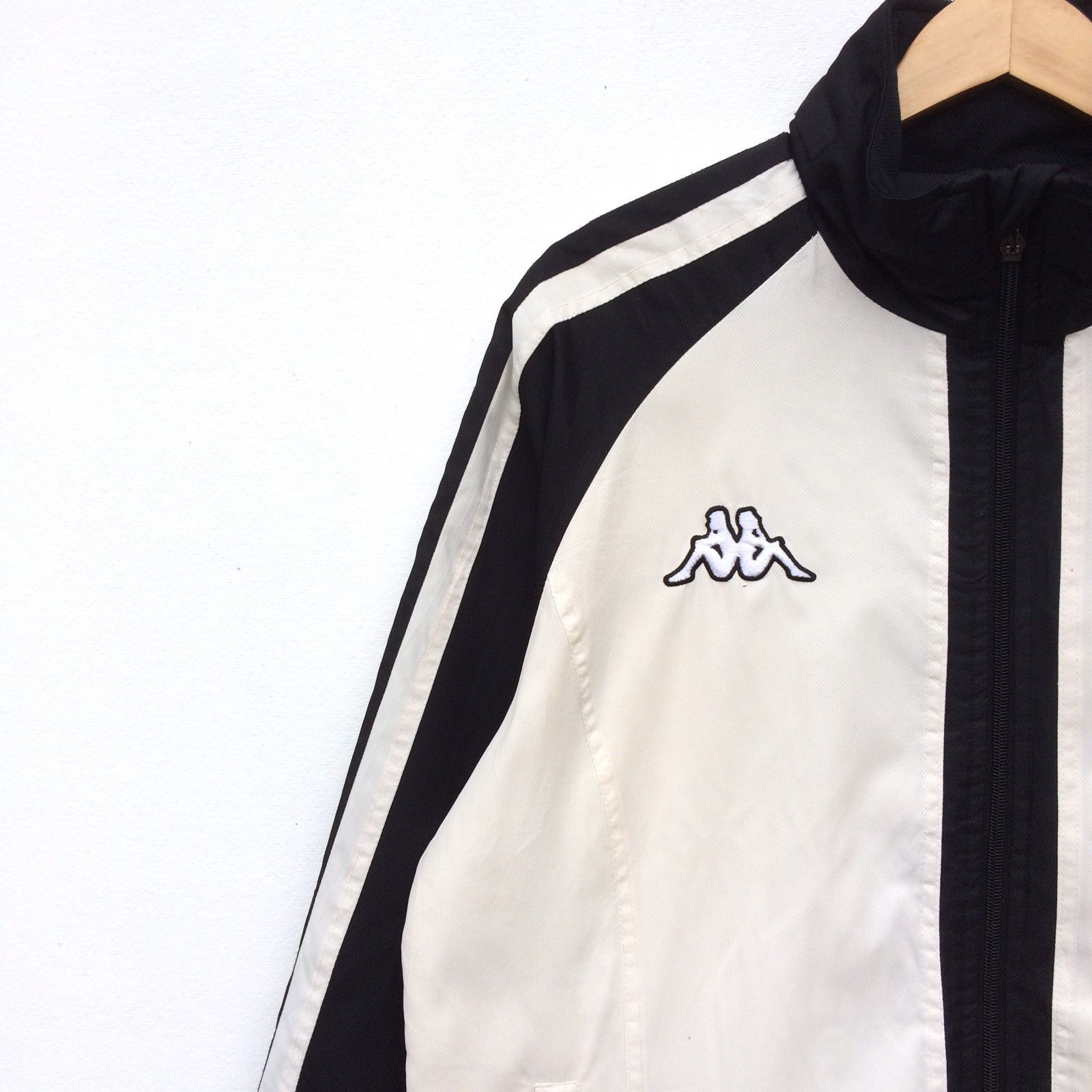 Kappa Vintage 90s Kappa Medium Logo Jacket | Swag Hype Dope Size US M / EU 48-50 / 2 - 2 Thumbnail
