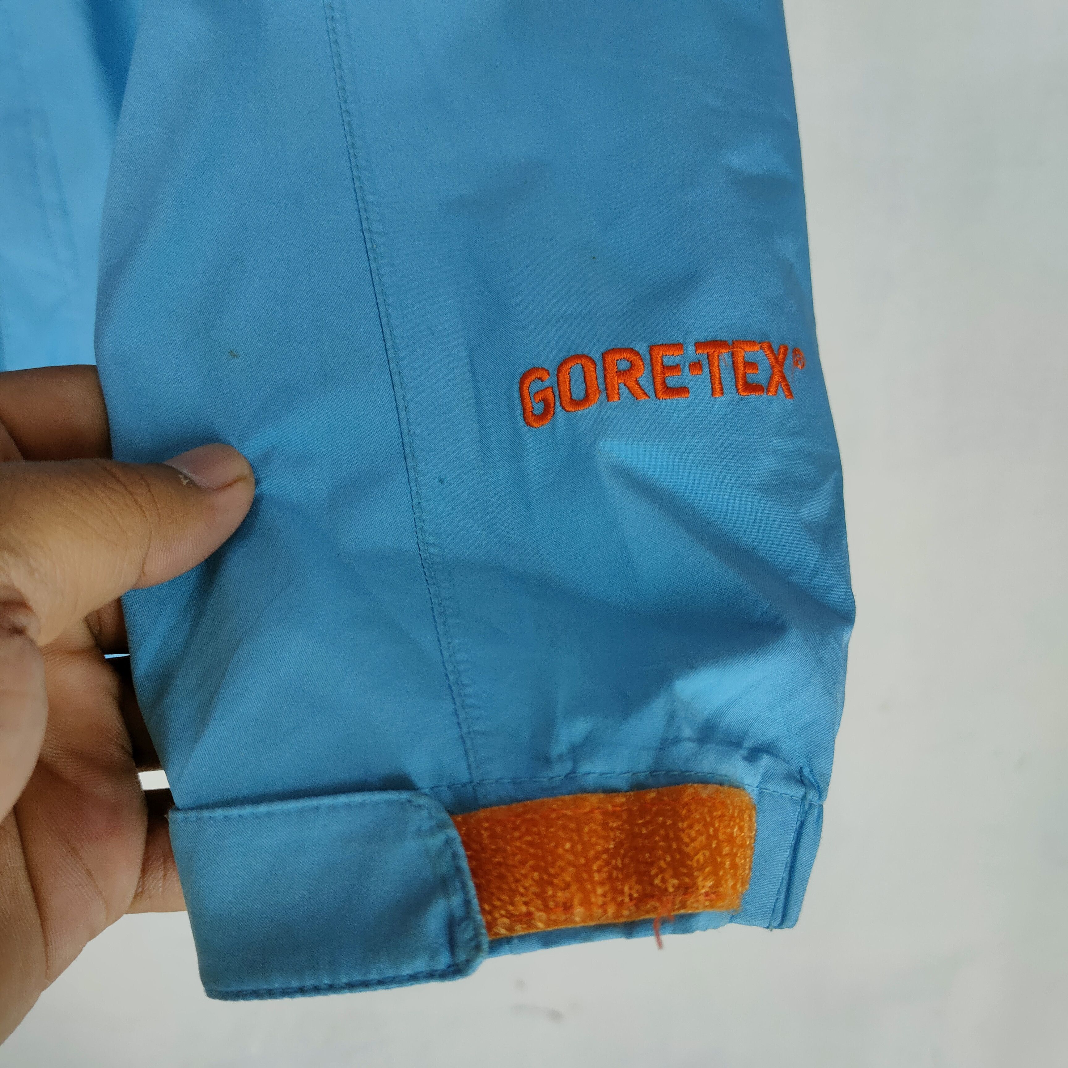 Goretex × Montbell MONTBELL GORETEX WATERPROOF Outdoor Softshell Jacket Size US S / EU 44-46 / 1 - 3 Thumbnail