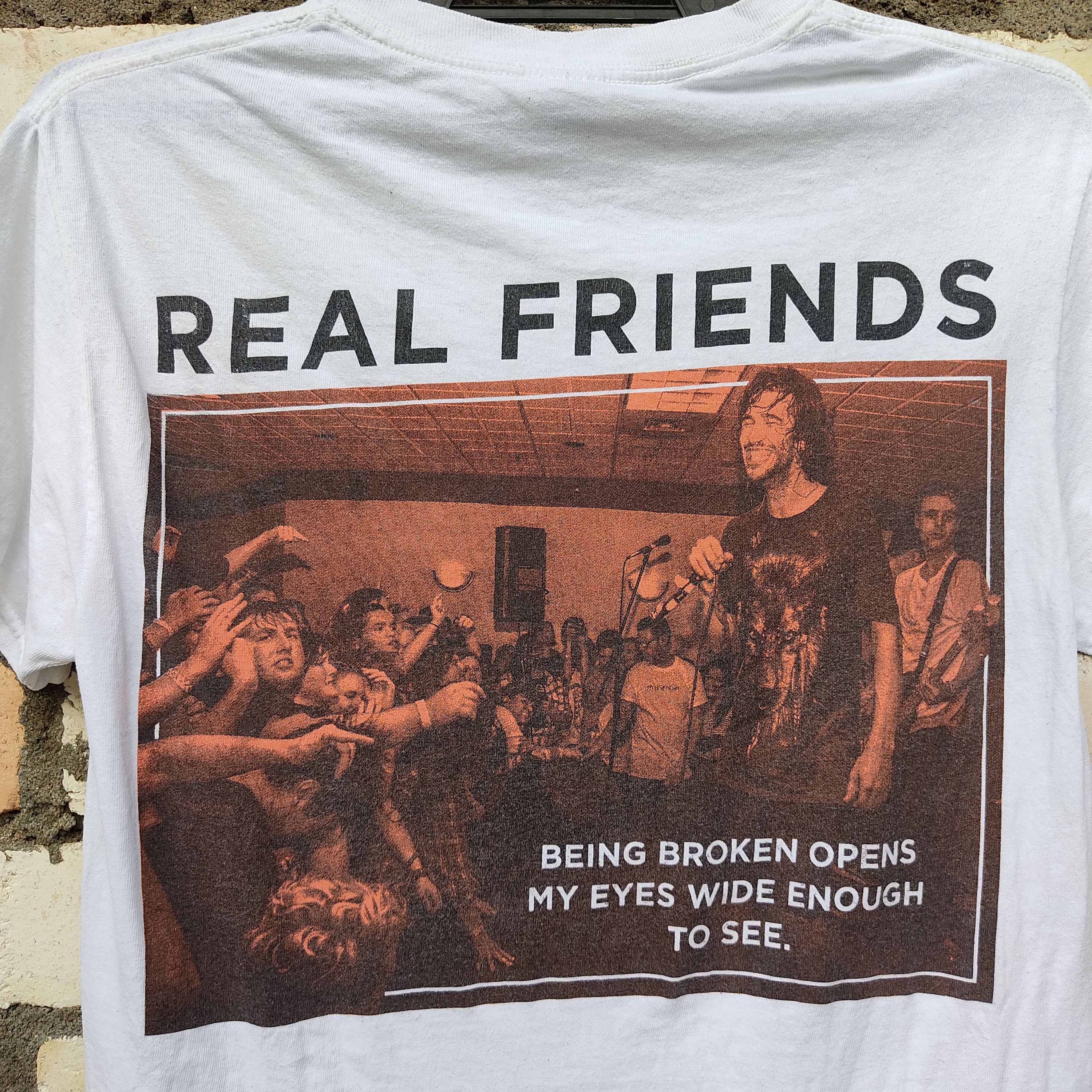 Band Tees Band Real Friends Live Concert Line Ups Size US S / EU 44-46 / 1 - 2 Thumbnail