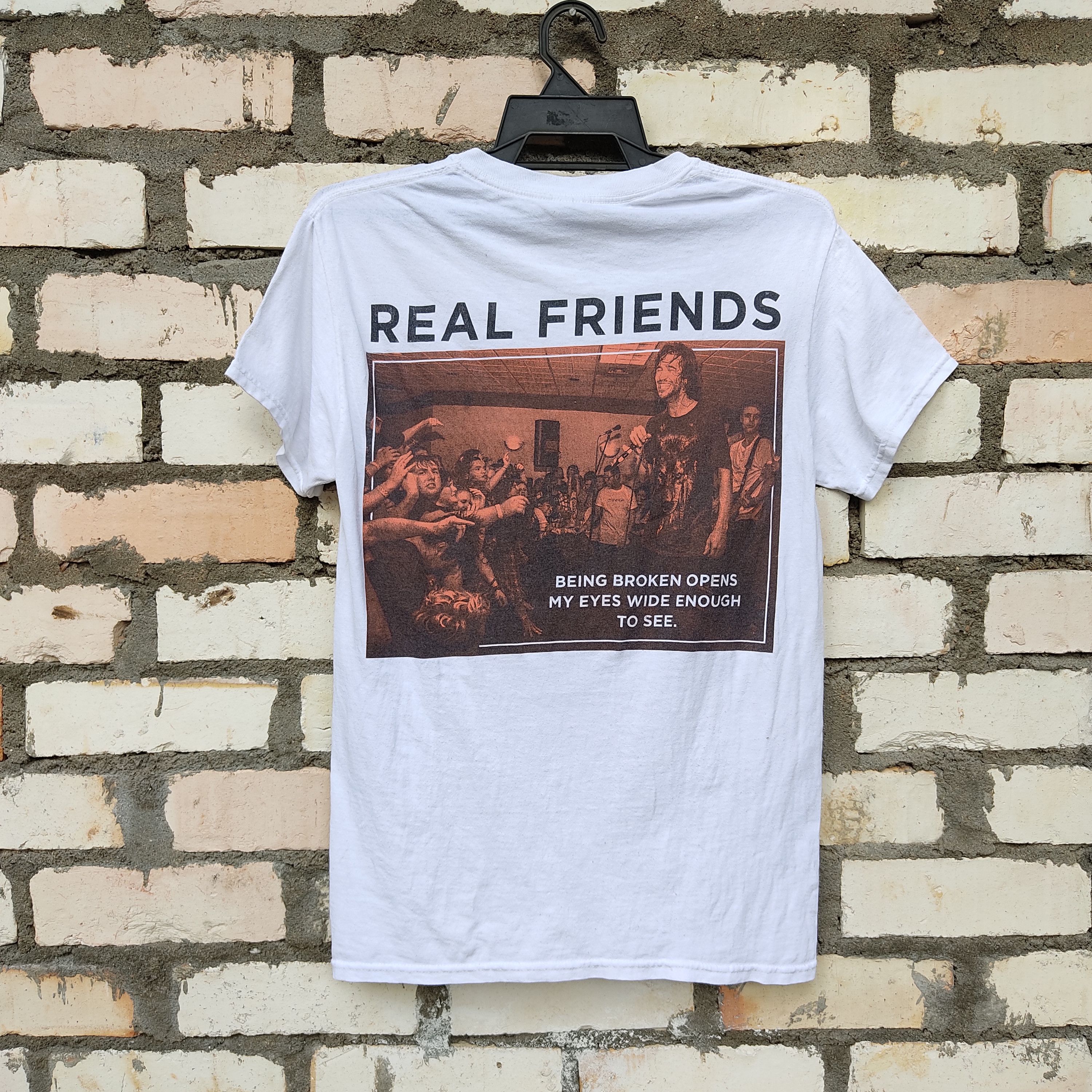 Band Tees Band Real Friends Live Concert Line Ups Size US S / EU 44-46 / 1 - 1 Thumbnail