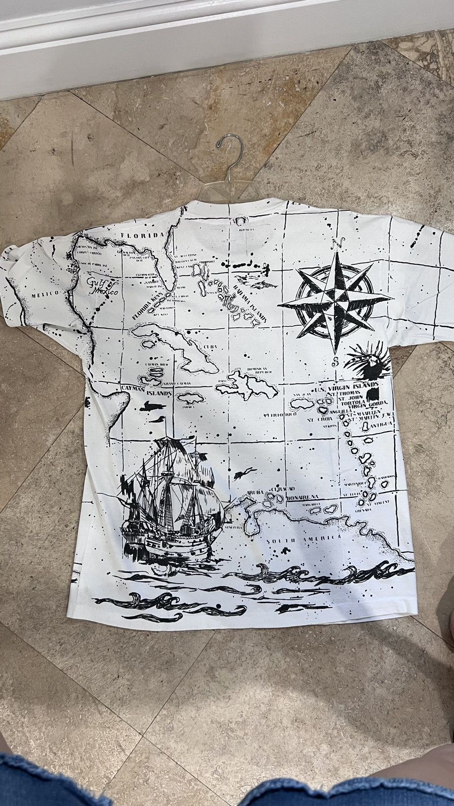 Vintage AOP Map Florida, Caribbean islands & South America, Size L Size US L / EU 52-54 / 3 - 11 Thumbnail