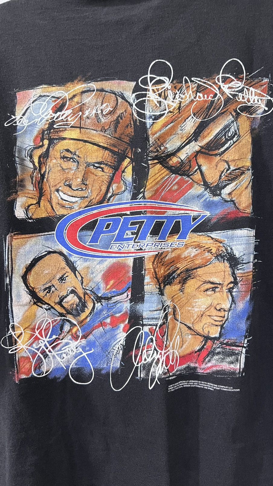 NASCAR × Vintage 2000 Petty Enterprises Four Generations Of Racing Legends Size US XL / EU 56 / 4 - 7 Thumbnail