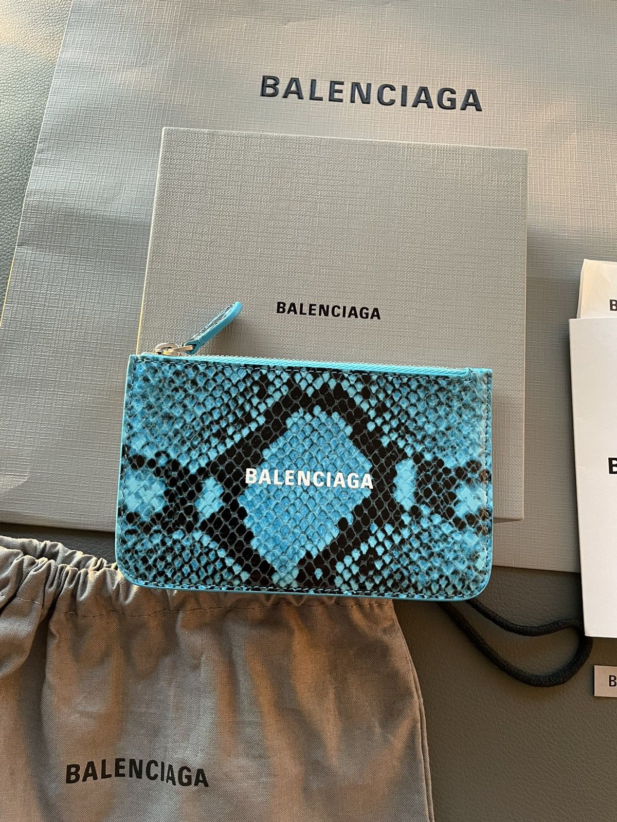 Balenciaga Limited Edition Balenciaga Logo Python Print Wallet Size ONE SIZE - 23 Thumbnail