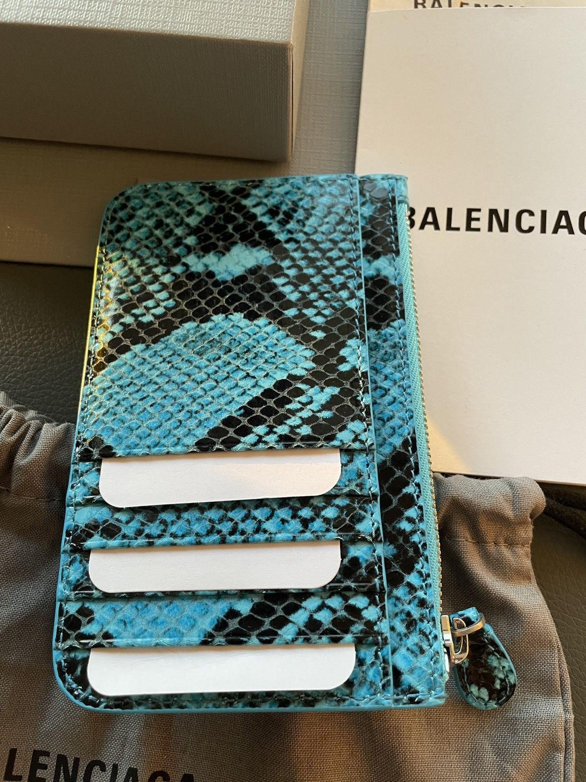 Balenciaga Limited Edition Balenciaga Logo Python Print Wallet Size ONE SIZE - 7 Thumbnail