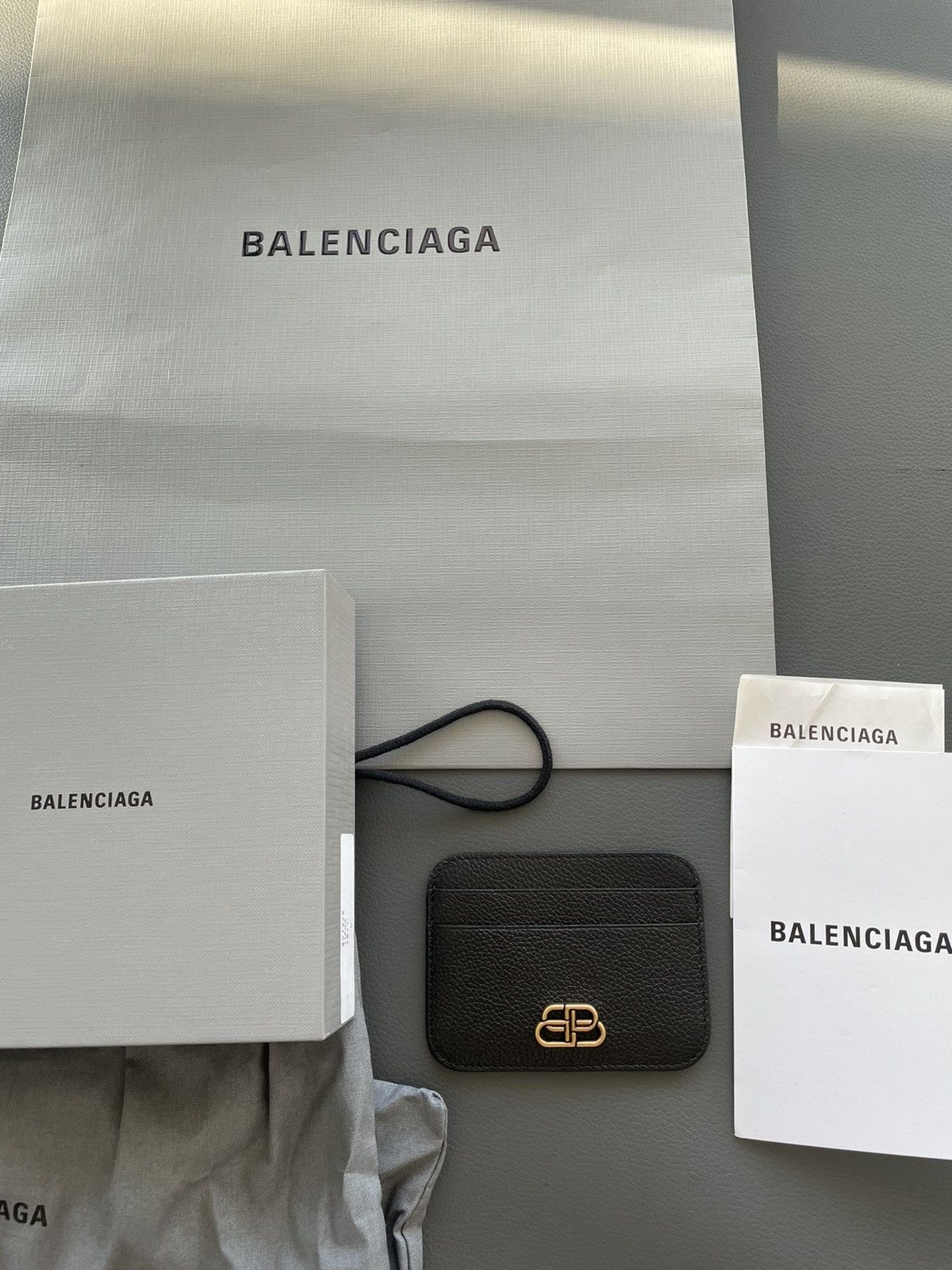 Balenciaga NEW Rare Runway BB Logo Limited Edition Leather Cardholder Size ONE SIZE - 6 Thumbnail