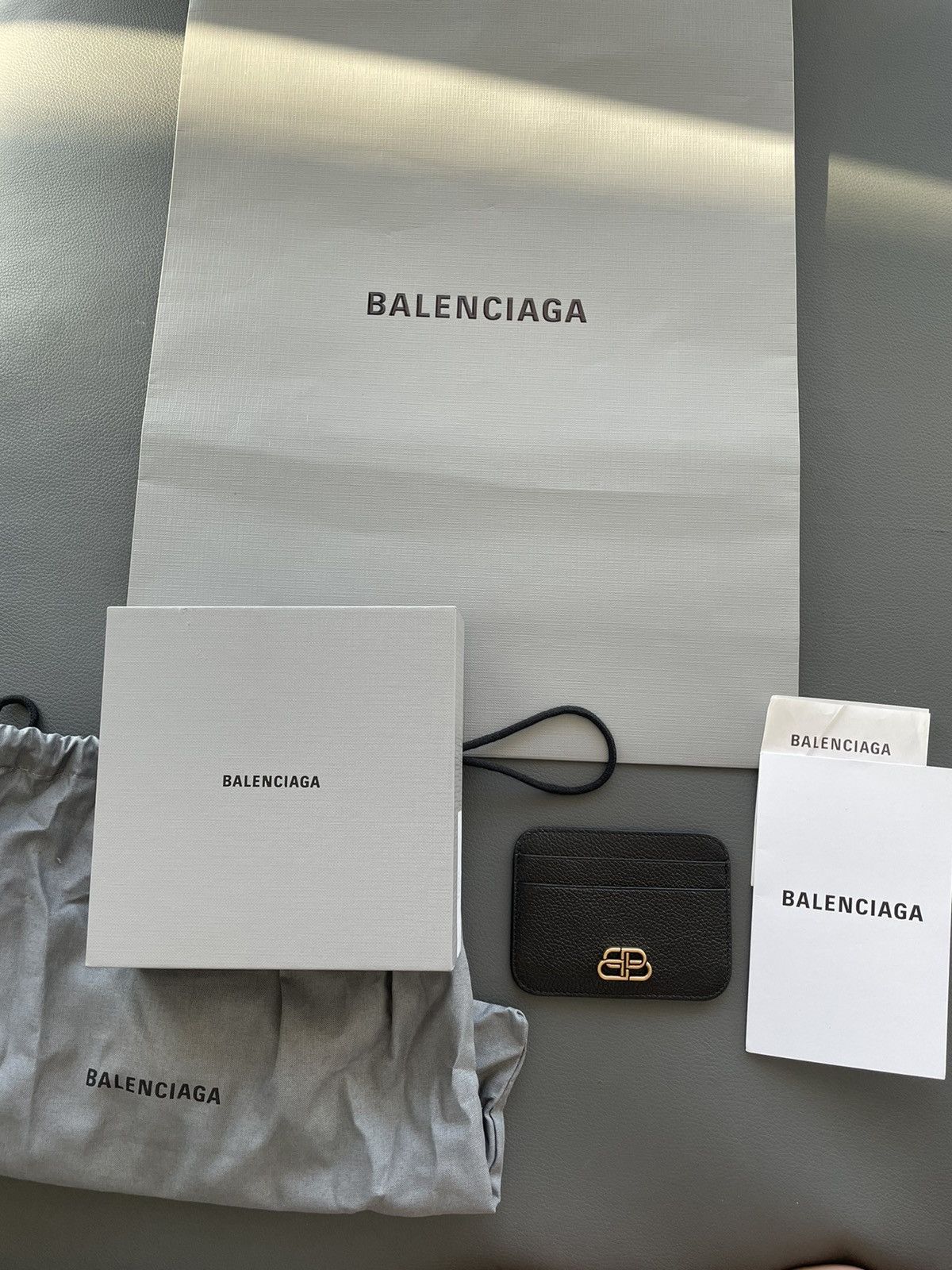 Balenciaga NEW Rare Runway BB Logo Limited Edition Leather Cardholder Size ONE SIZE - 5 Thumbnail