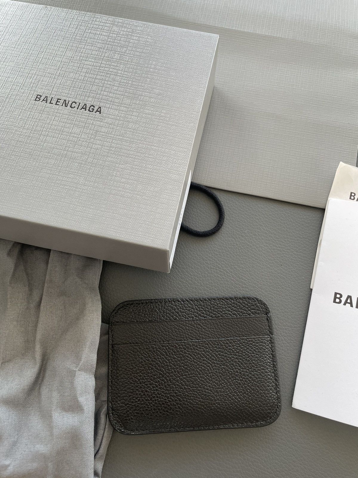Balenciaga NEW Rare Runway BB Logo Limited Edition Leather Cardholder Size ONE SIZE - 16 Thumbnail