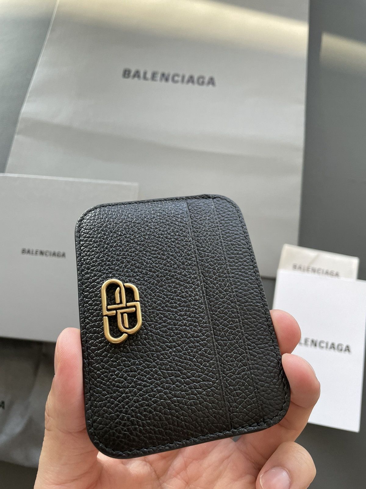 Balenciaga NEW Rare Runway BB Logo Limited Edition Leather Cardholder Size ONE SIZE - 2 Thumbnail