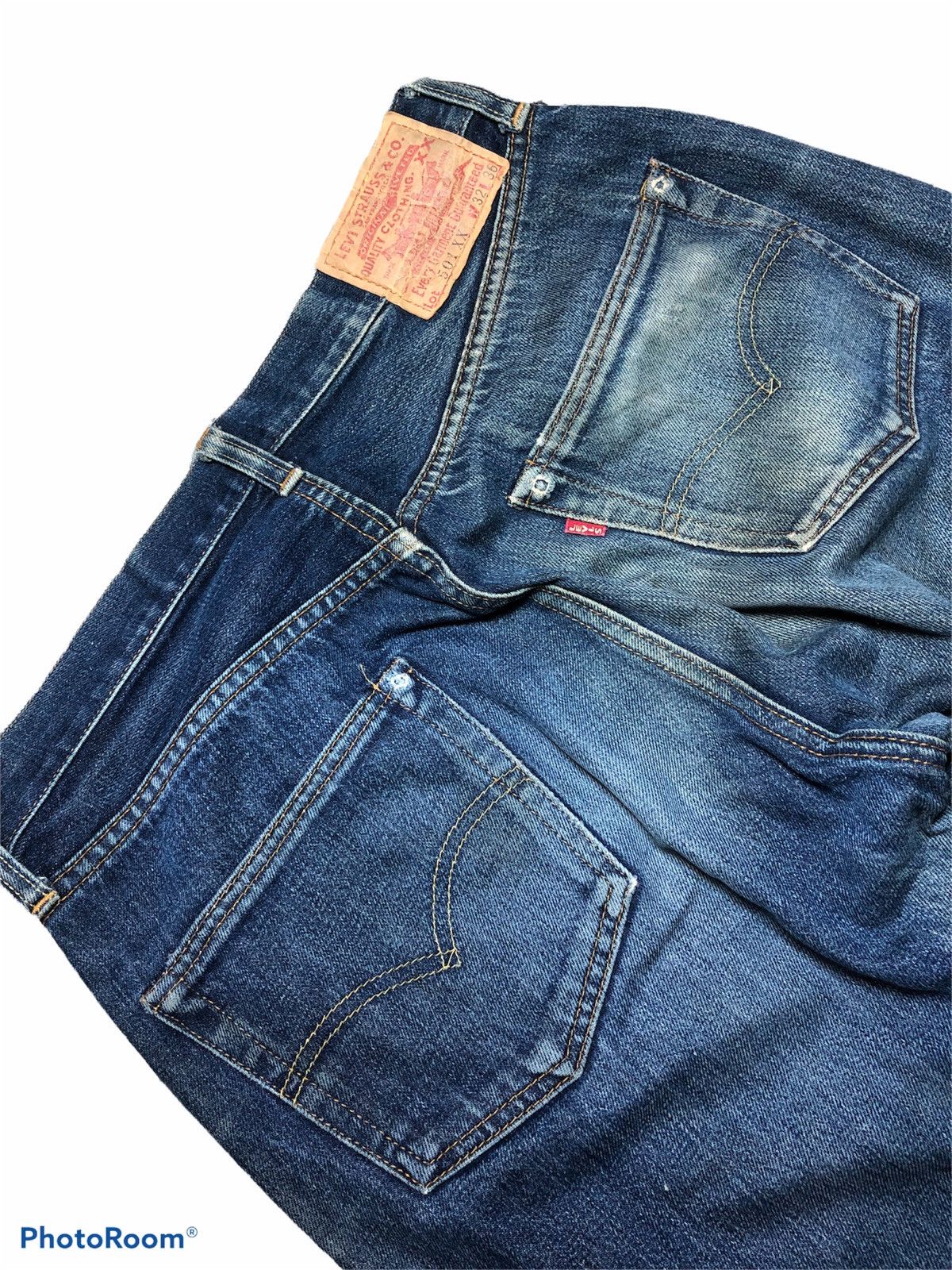 Levi's VINTAGE LEVIS 501xx BIG E SELVEDGE Size US 31 - 6 Thumbnail