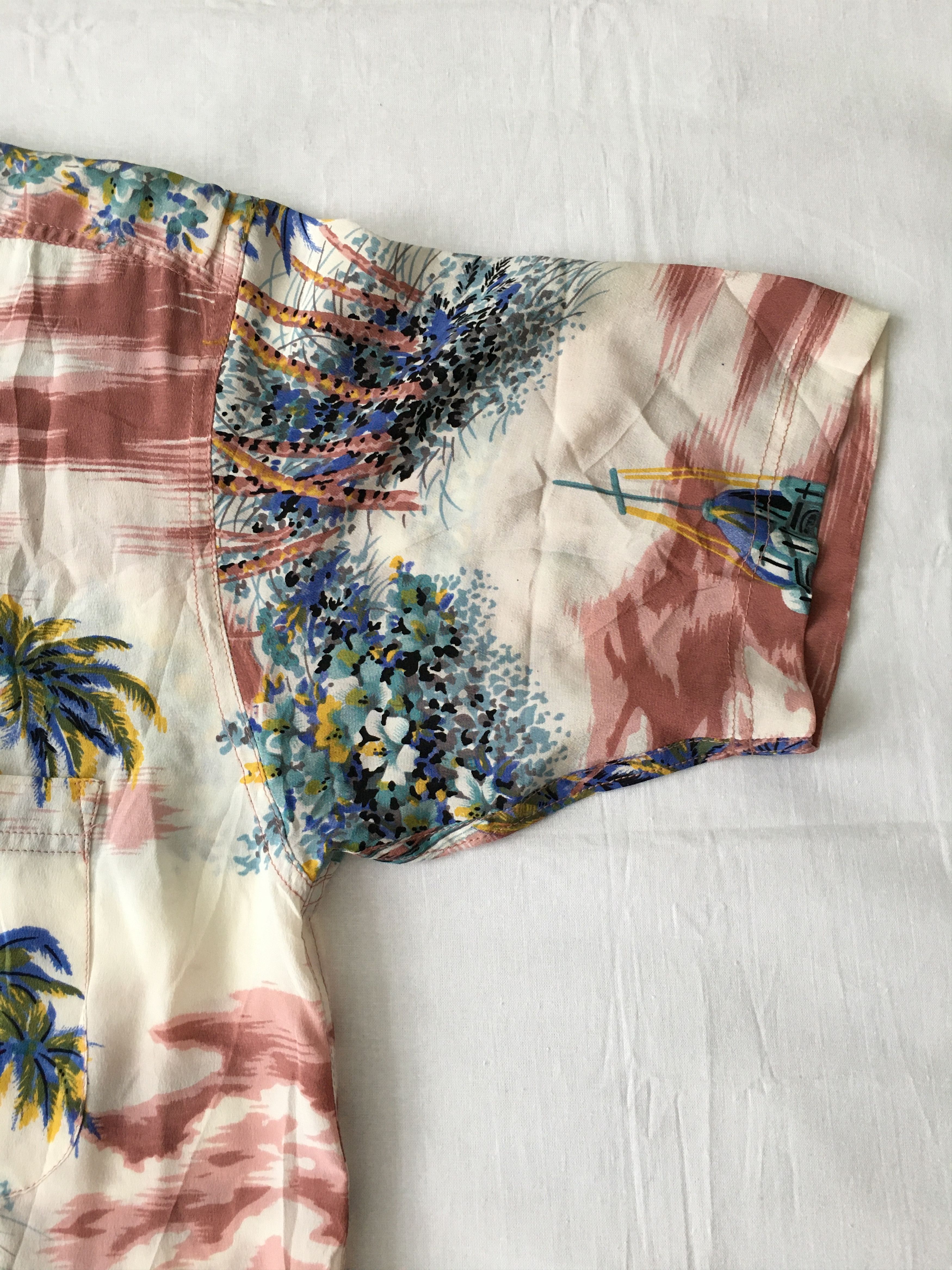 Sun Surf Avanti Silk Hawaiian Shirt Tower Clock Motif Size US XS / EU 42 / 0 - 8 Thumbnail