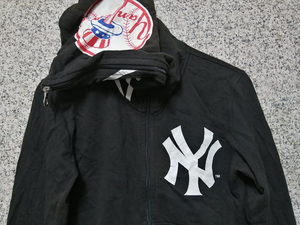 New York Yankees × Tommy Hilfiger × Vintage VINTAGE TOMMY X YANKEES ZIPFULL VERY RARE Size US S / EU 44-46 / 1 - 4 Thumbnail