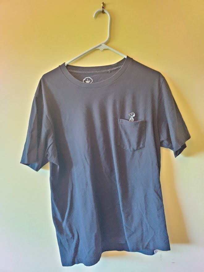 Kaws × Uniqlo KAWS x Uniqlo Peanuts Pocket Tee Size US L / EU 52-54 / 3 - 1 Thumbnail