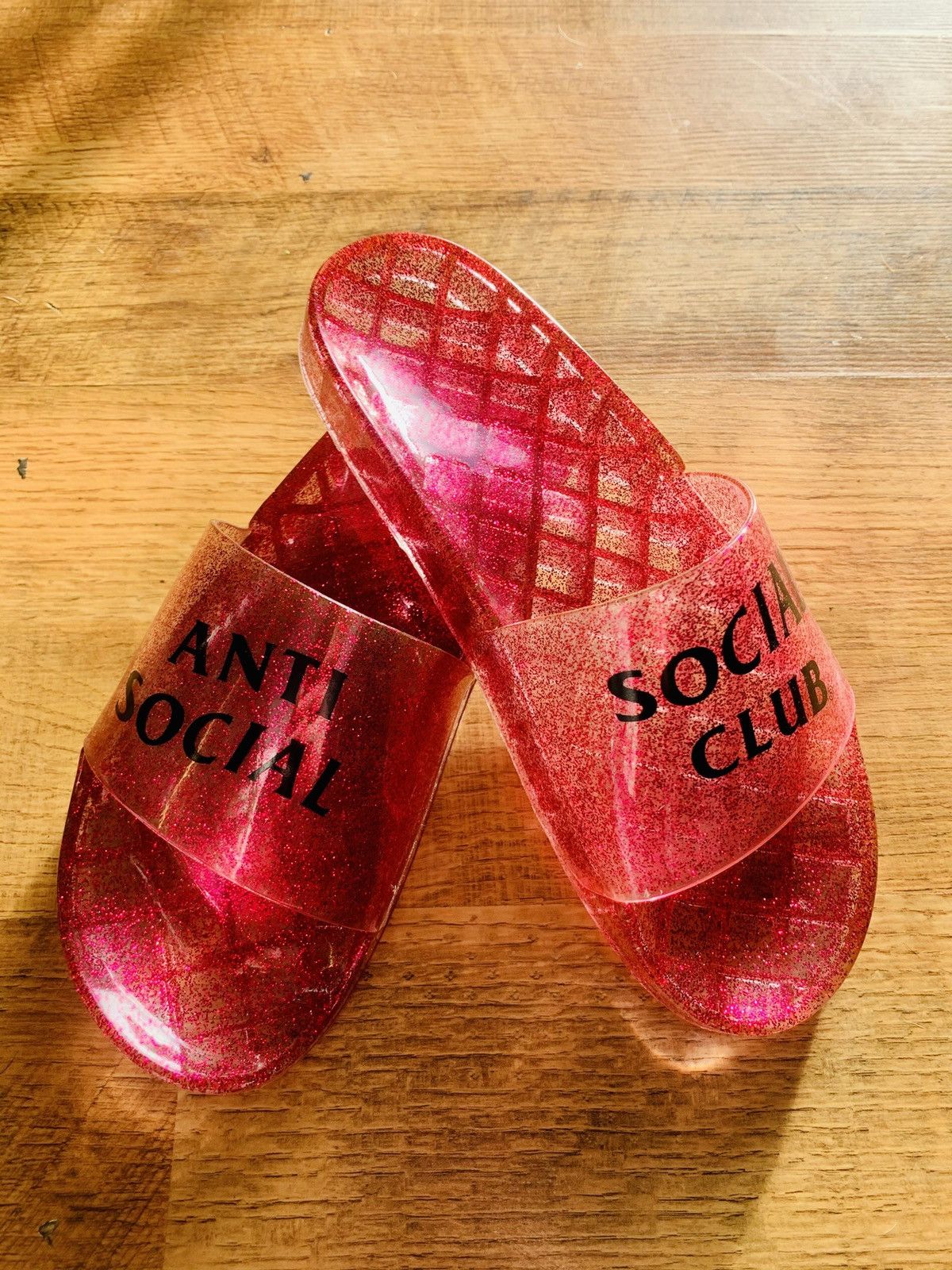 Anti Social Social Club SLIDE