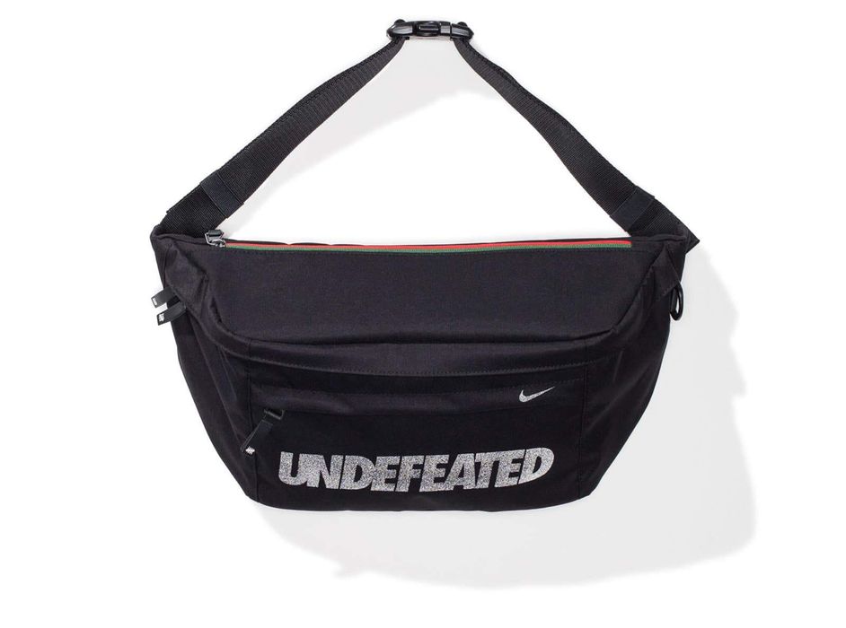 Nike UNDEFEATED X NIKE TECH CROSS BODY MESSENGER BAG BLACK/RED Grailed