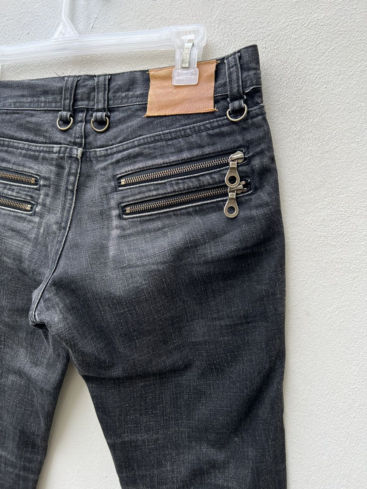 Vintage Vintage Paranoid Japan Zipper Fade Black Denim Flare Jeans Size US 29 - 18 Thumbnail