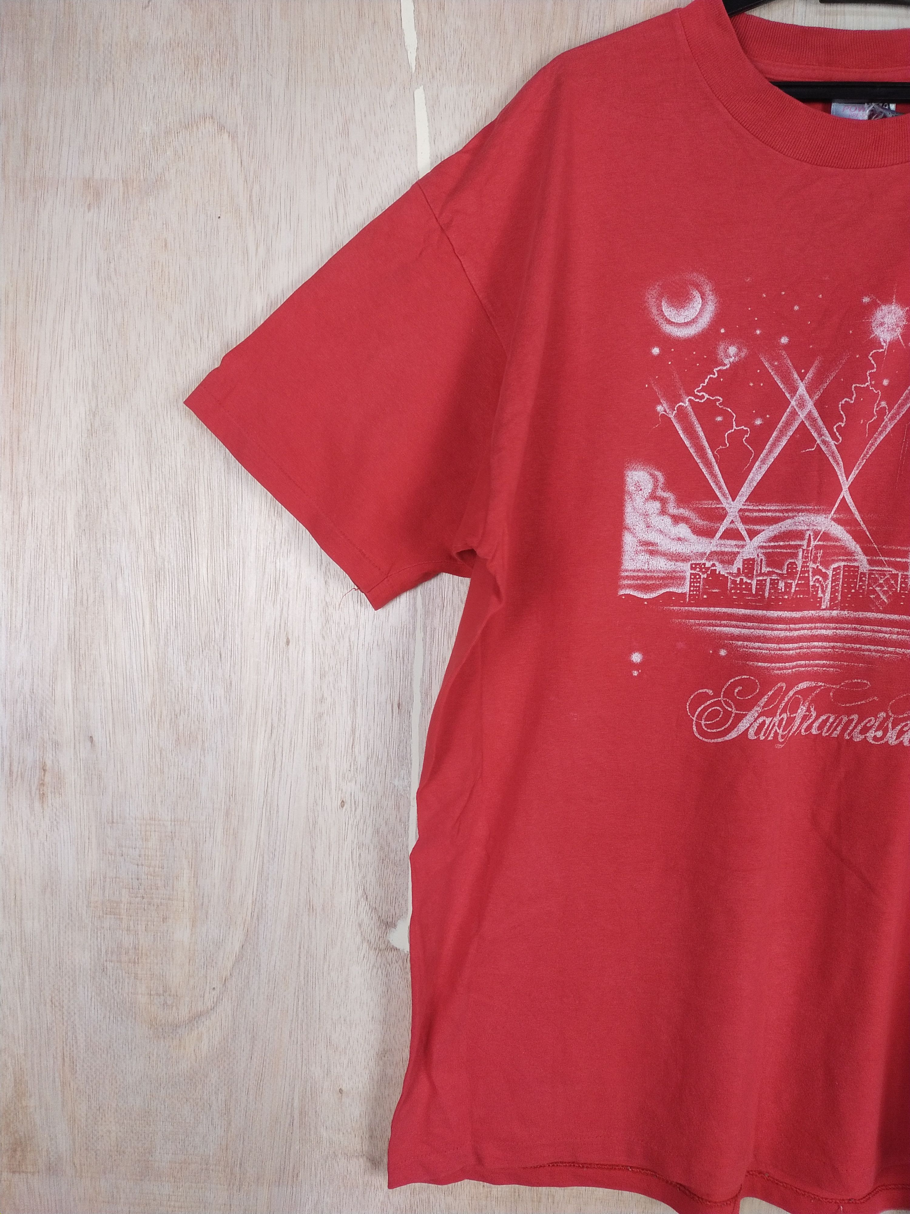 Vintage Oneita (San Francisco) Red T-shirt #3560 Size US XL / EU 56 / 4 - 4 Thumbnail