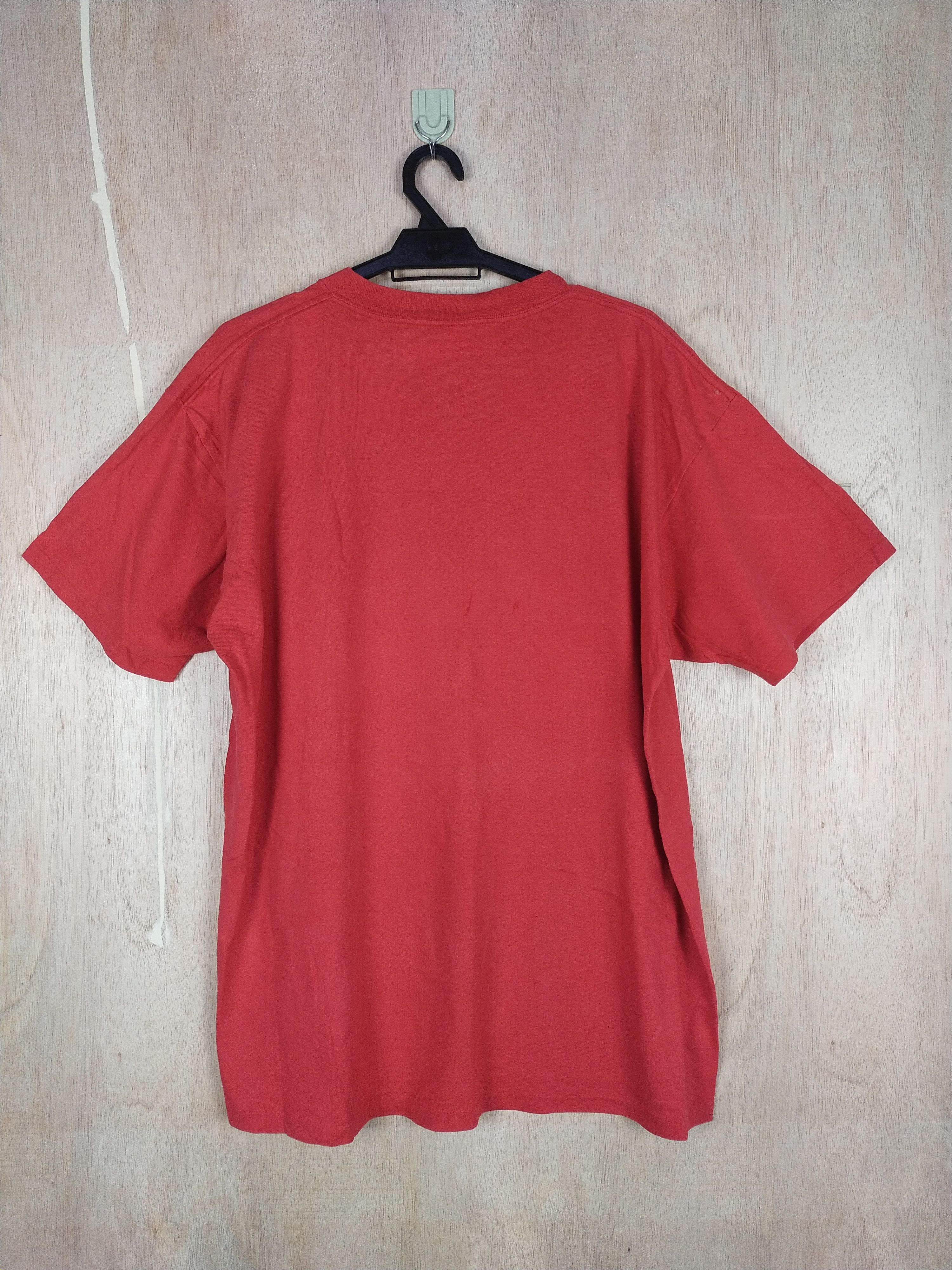 Vintage Oneita (San Francisco) Red T-shirt #3560 Size US XL / EU 56 / 4 - 6 Thumbnail