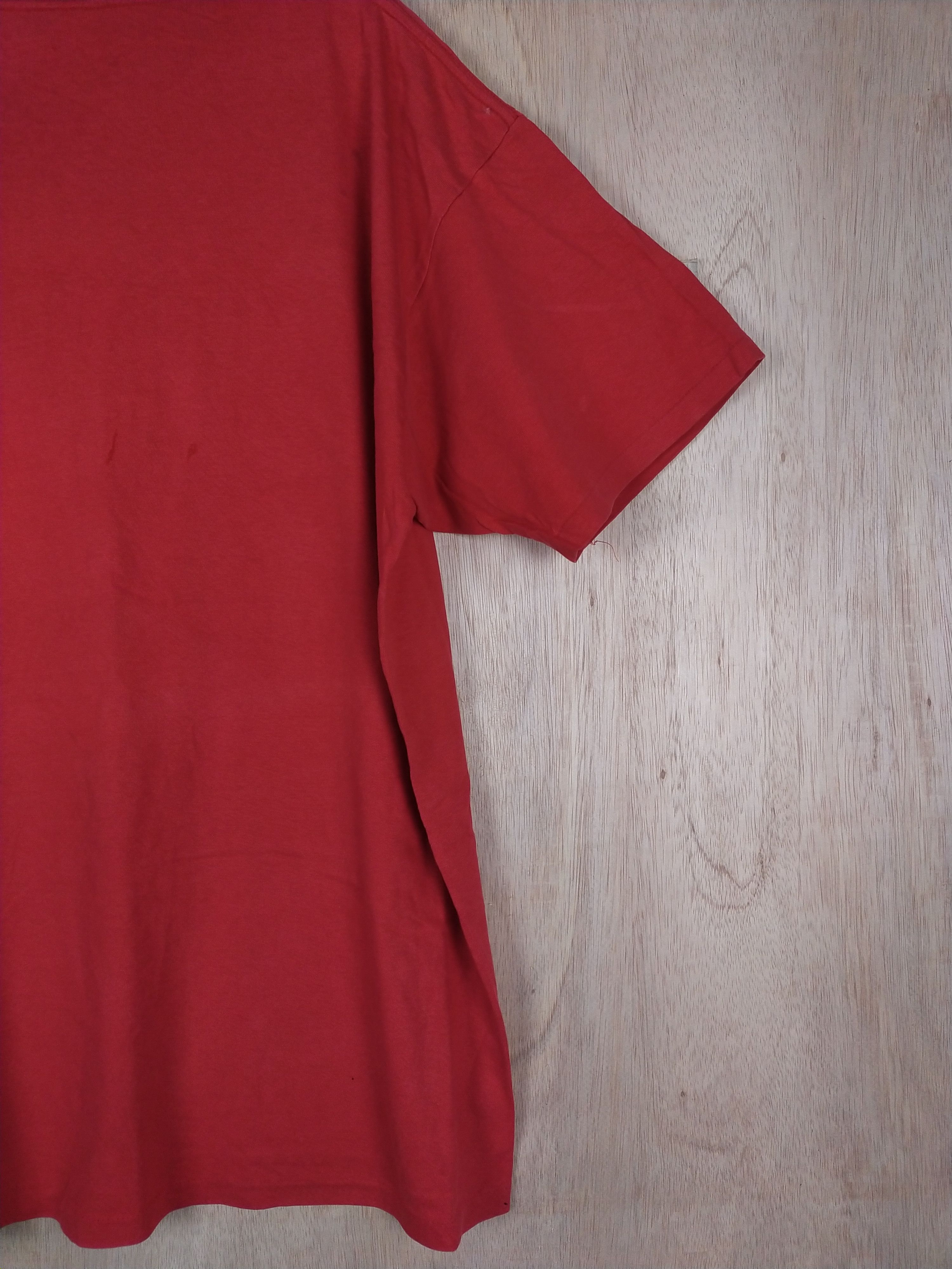 Vintage Oneita (San Francisco) Red T-shirt #3560 Size US XL / EU 56 / 4 - 8 Thumbnail