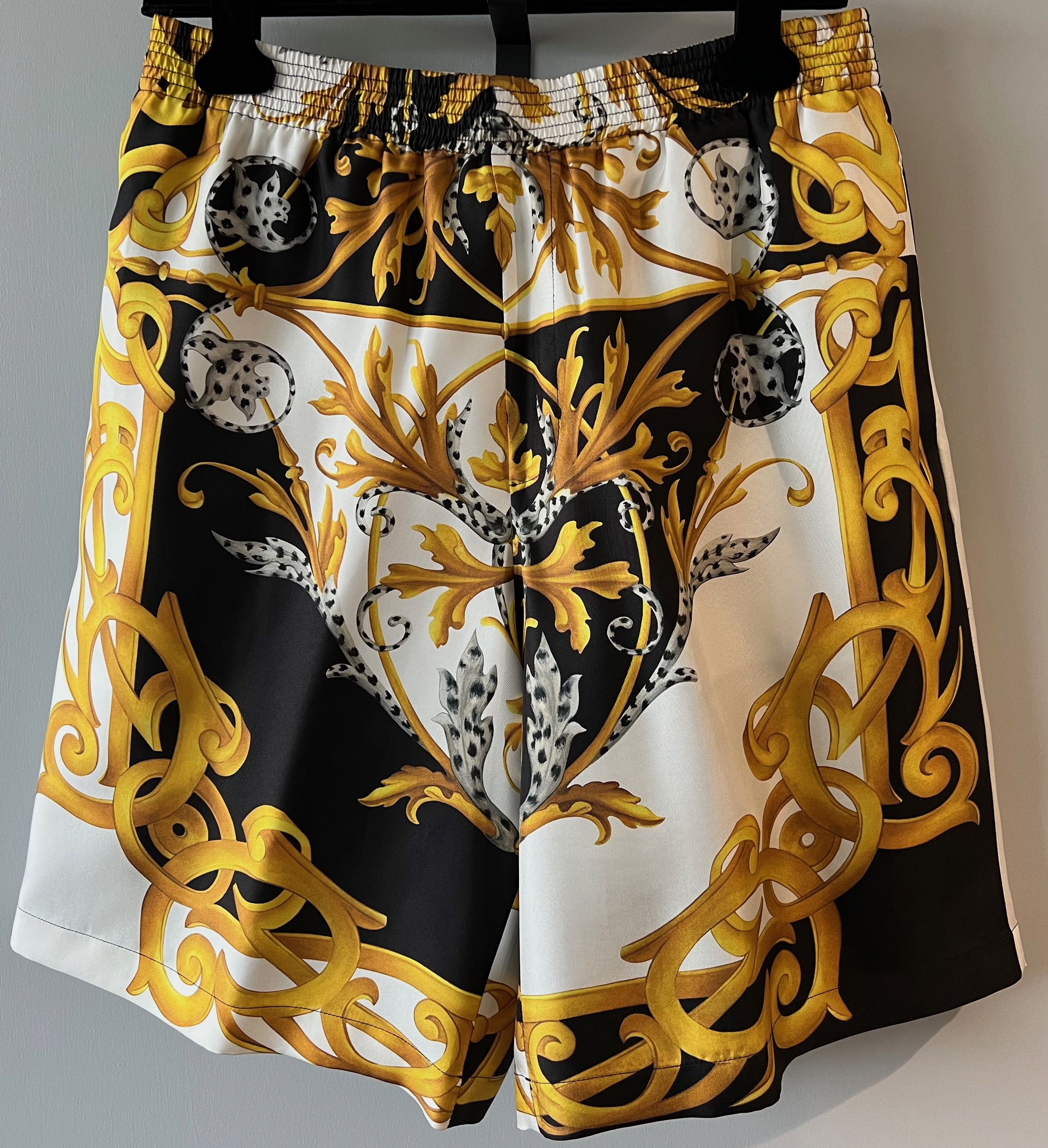 Versace Versace Barocco Acanthus Print Silk Shorts, College Size US 32 / EU 48 - 1 Thumbnail
