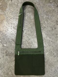 Prada Cross Body Bag 1999 | Grailed