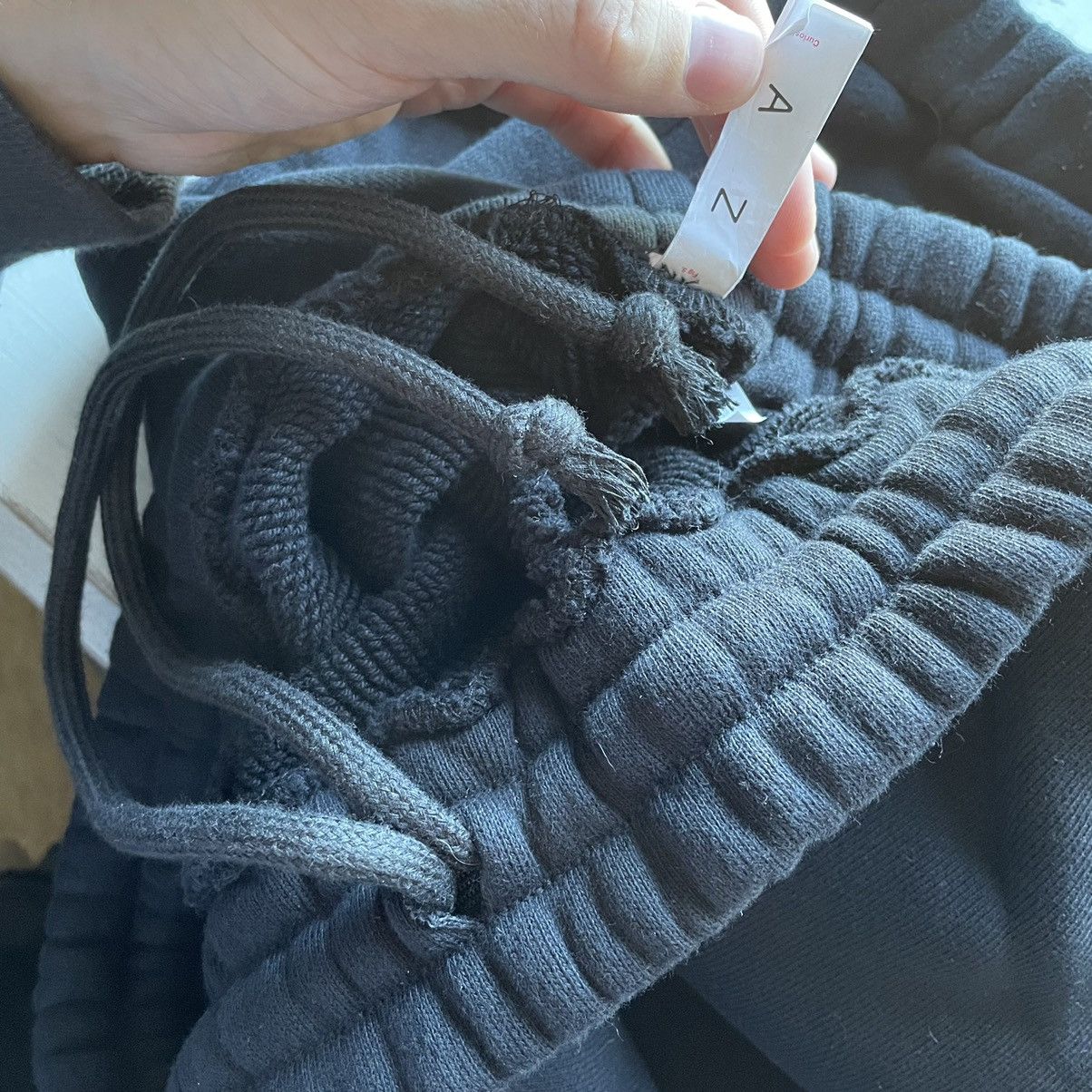 Other triple black aeliza cuffed puff print sweatpants joggers Size US 33 - 8 Thumbnail