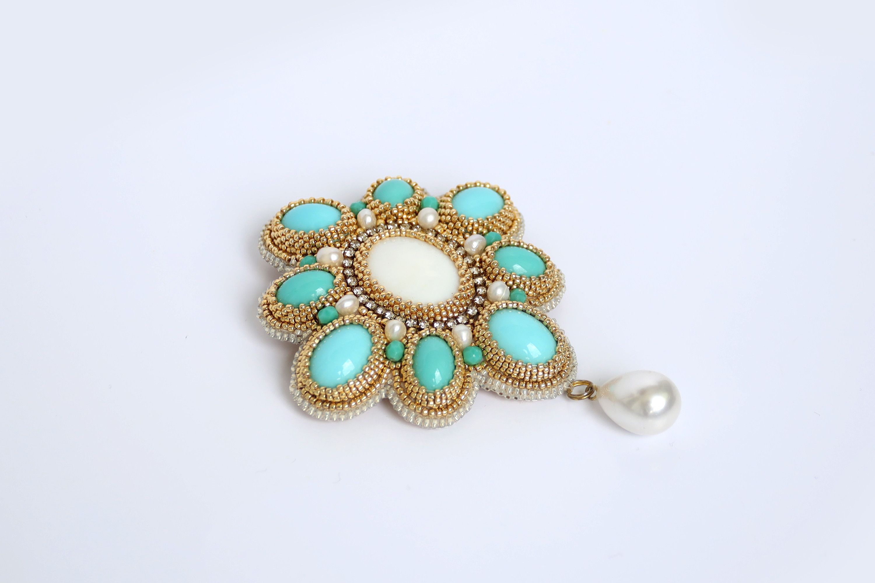 Other Womens Beaded Brooch Japanese Beads chrysoprase blue agate Size ONE SIZE - 6 Thumbnail
