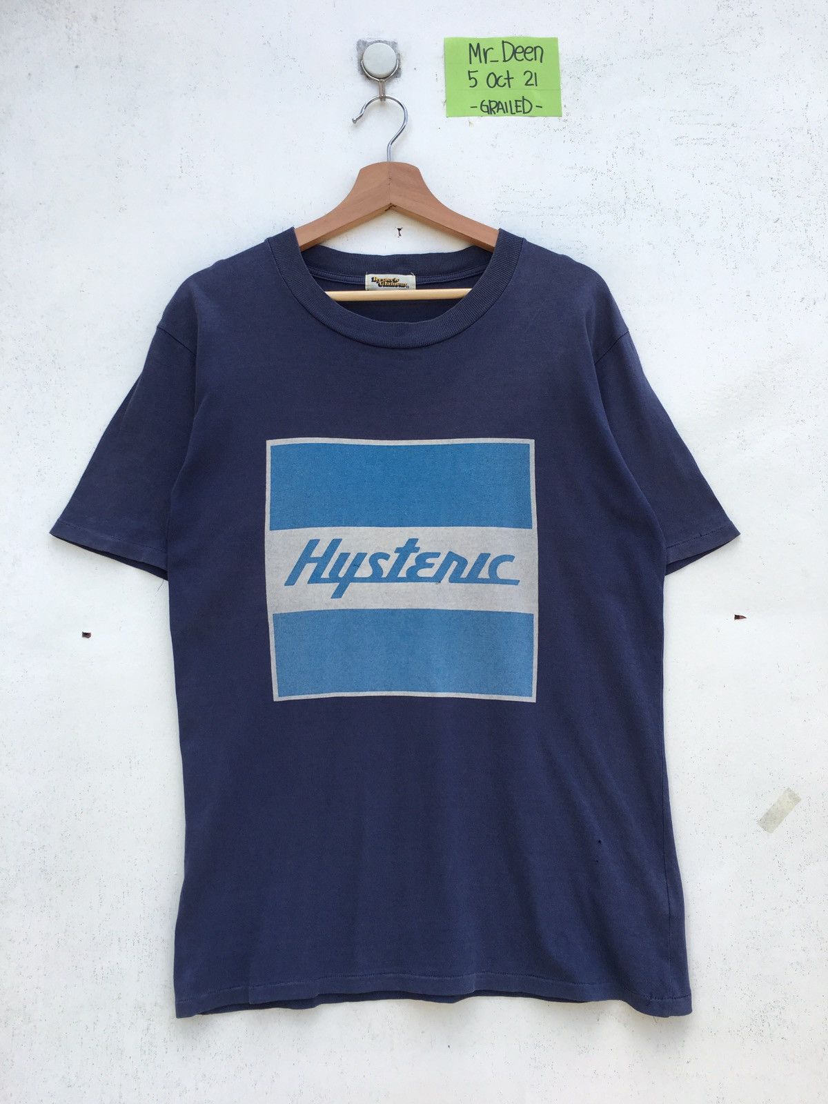 Hysteric Glamour Vintage 90s Hysteric Glamour Biglogo Spellout Tshirt Size US M / EU 48-50 / 2 - 2 Thumbnail