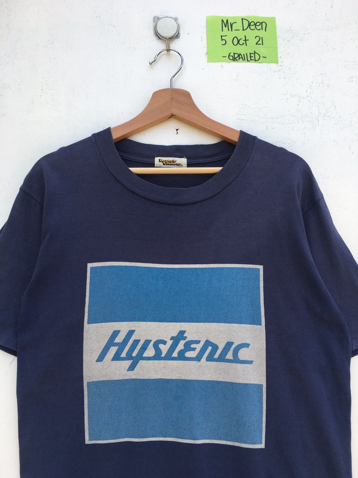 Hysteric Glamour Vintage 90s Hysteric Glamour Biglogo Spellout Tshirt Size US M / EU 48-50 / 2 - 1 Thumbnail
